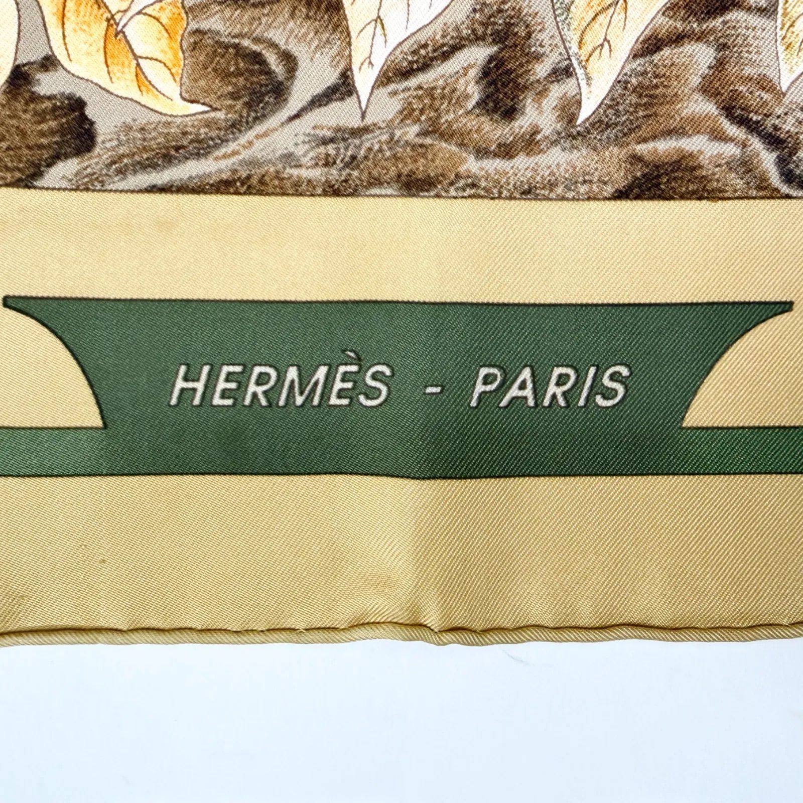 HERMES エルメス カレ90 スカーフ シルク リス柄 CASSE NOISETTE