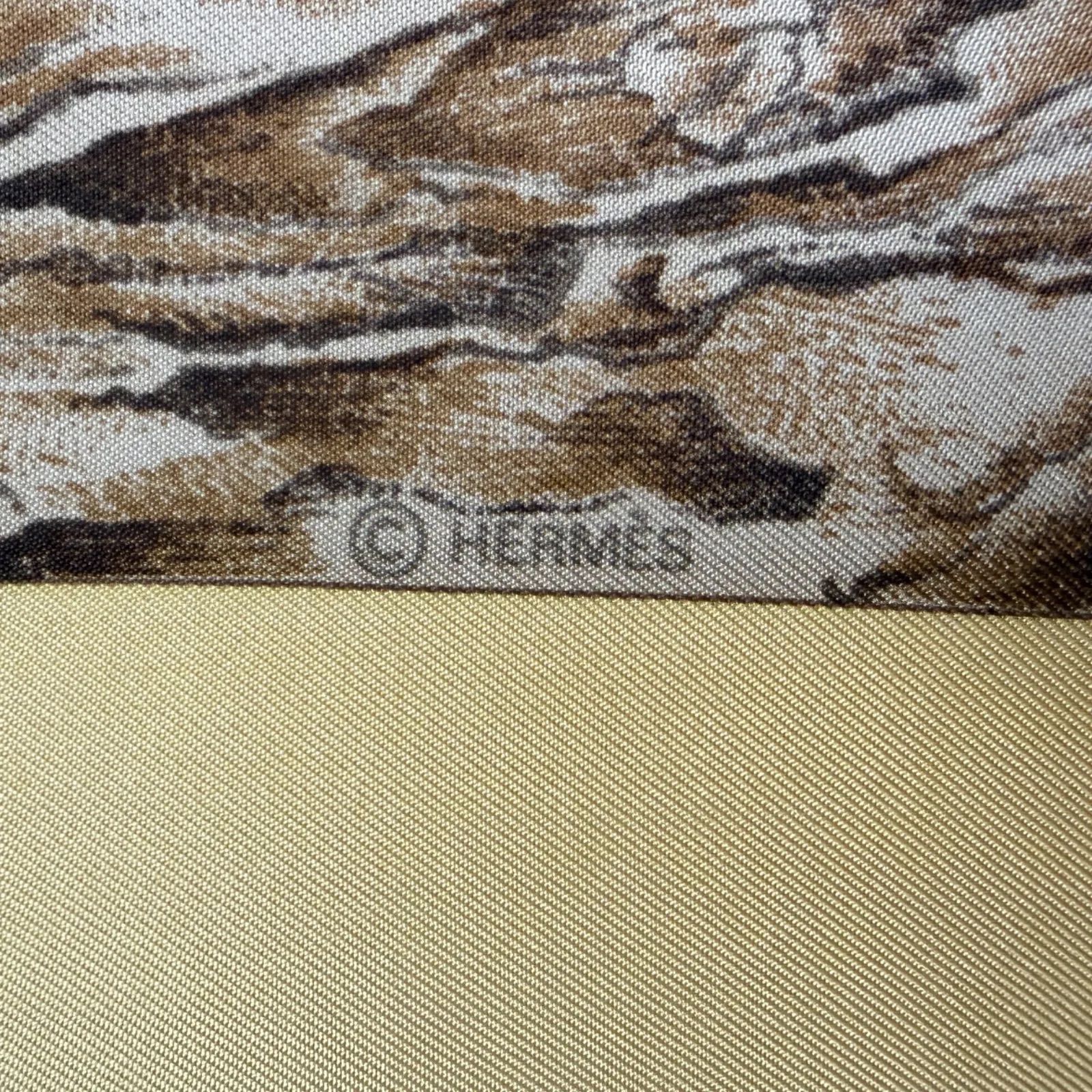 HERMES エルメス カレ90 スカーフ シルク リス柄 CASSE NOISETTE