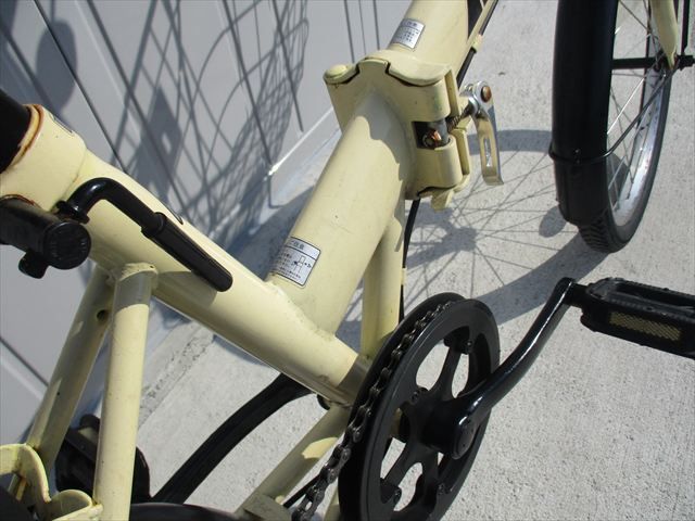 E934☆12800円☆ 折りたたみ中古自転車【20インチ アイボリー 】