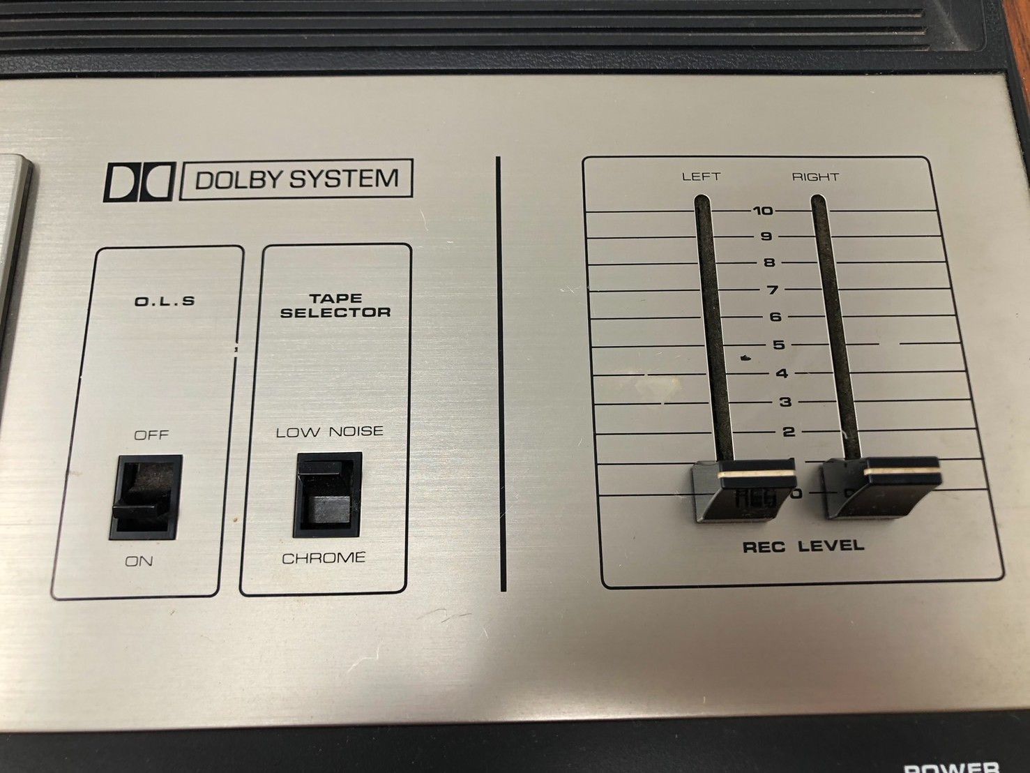 ◇AKAI アカイ GXC-44D ドルビーシステム カセットデッキ 現状 ◇AKAI アカイ GXC-44D ドルビーシステム カセットデッキ 現状