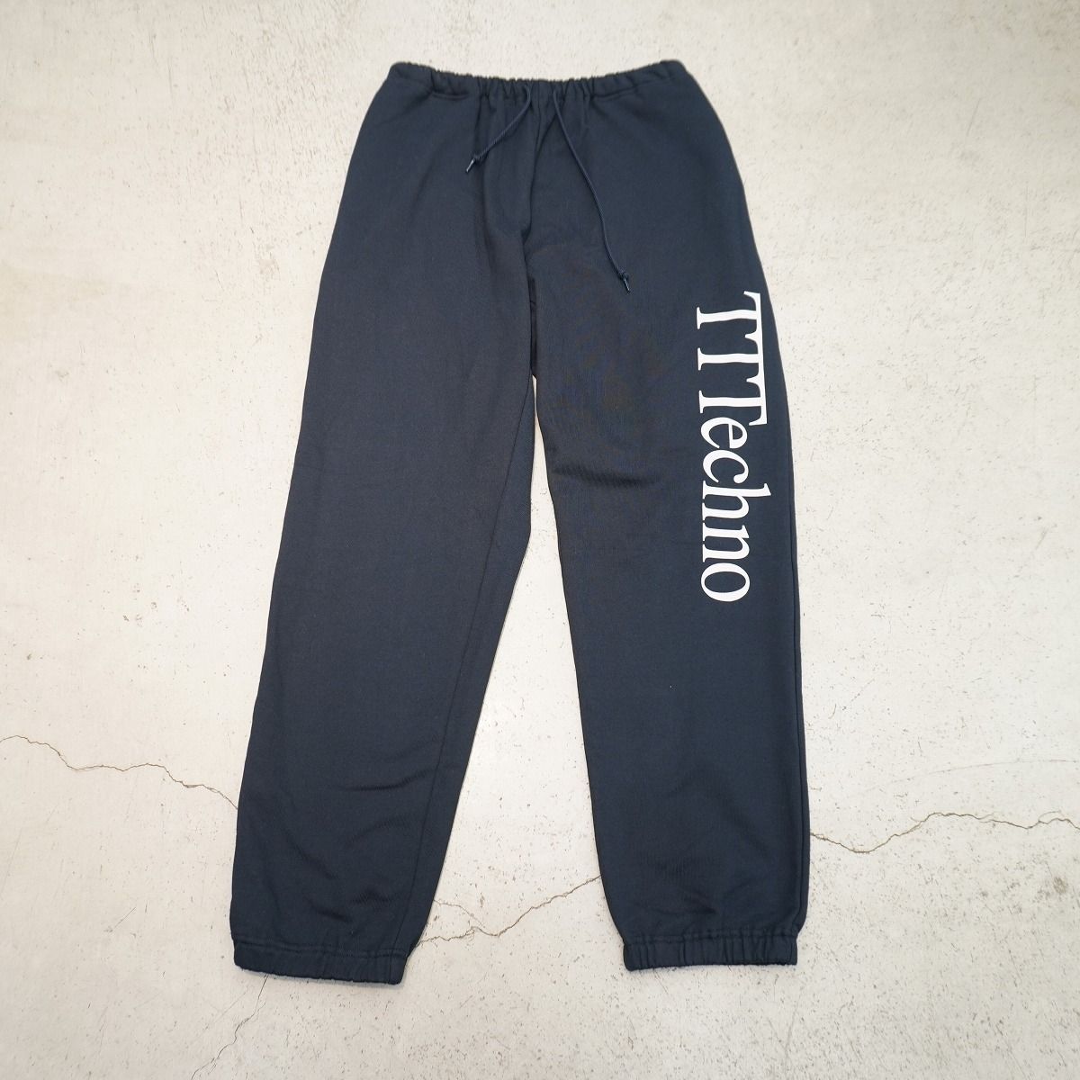 TTT MSW ティー × ICE & TECHNO アイス アンド テクノ Logo Sweat