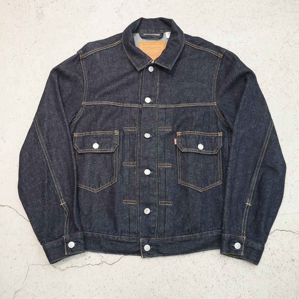 美品 LEVI