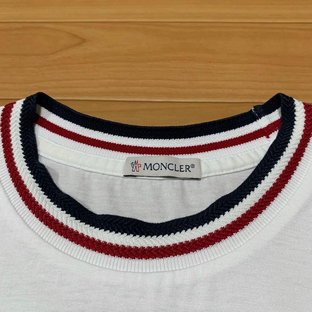 モンクレール 首刺繍 ワッペン ホワイト S 白 Tシャツ 5S73 - メルカリ