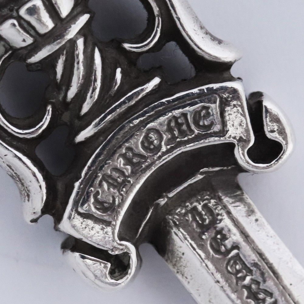 CHROME HEARTS #10 ダガー ペンダント シルバー - メルカリ