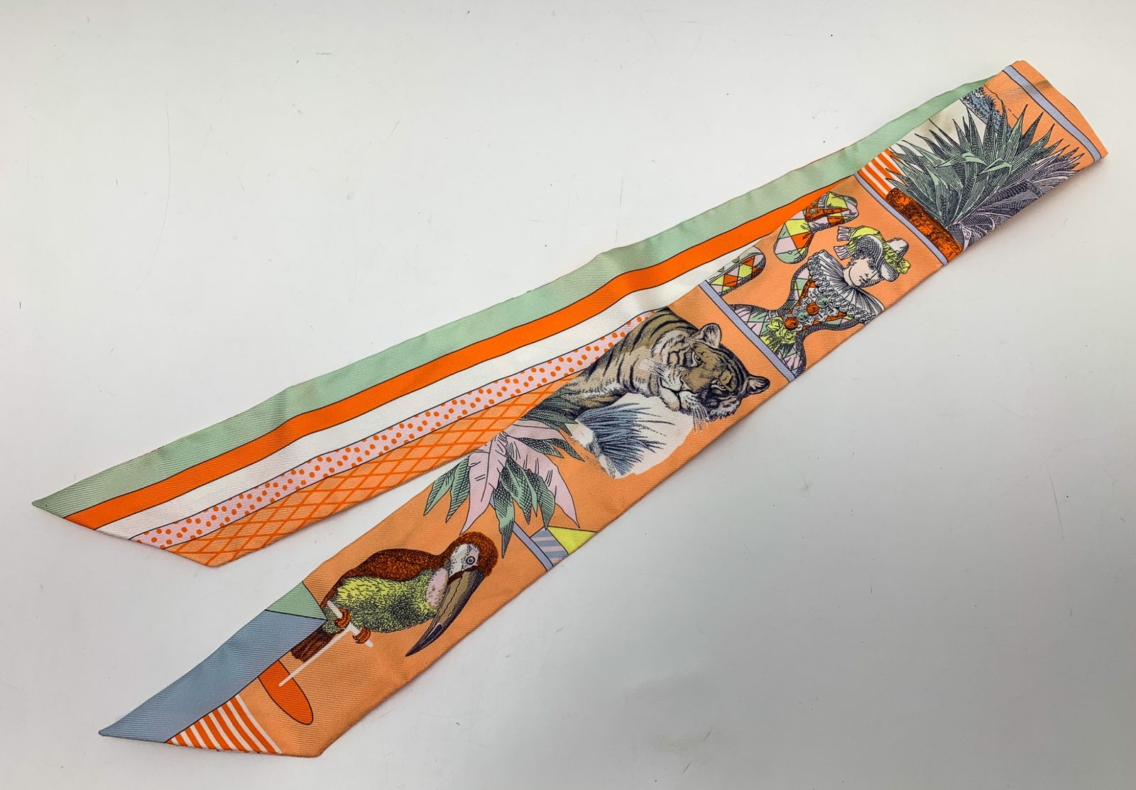 HERMES エルメス Twilly Grand Theatre Nouveau ツイリー グラン 