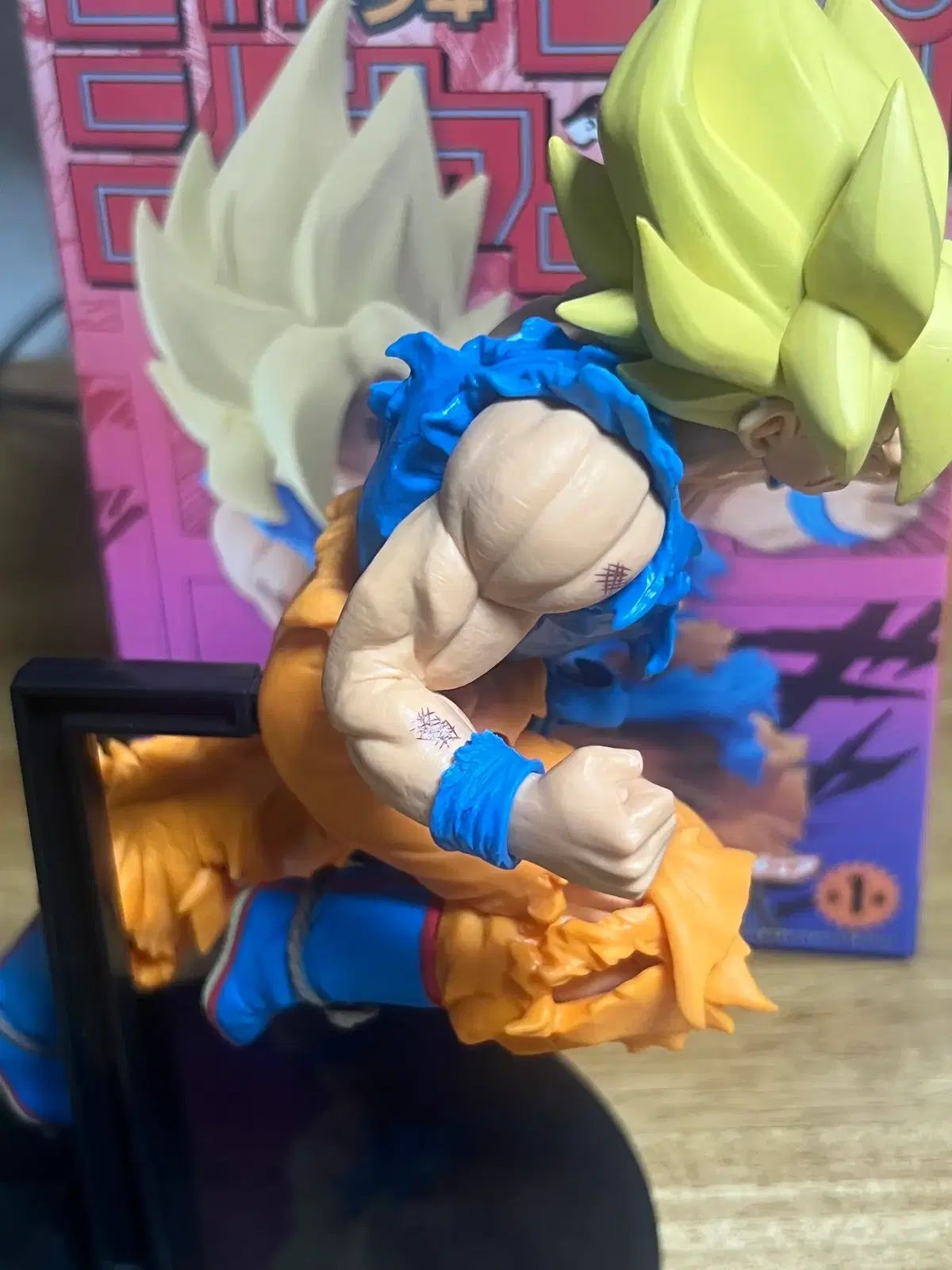 安い，100%新品 ドラゴンボール ジャンプ 50周年 超サイヤ人 Son Goku