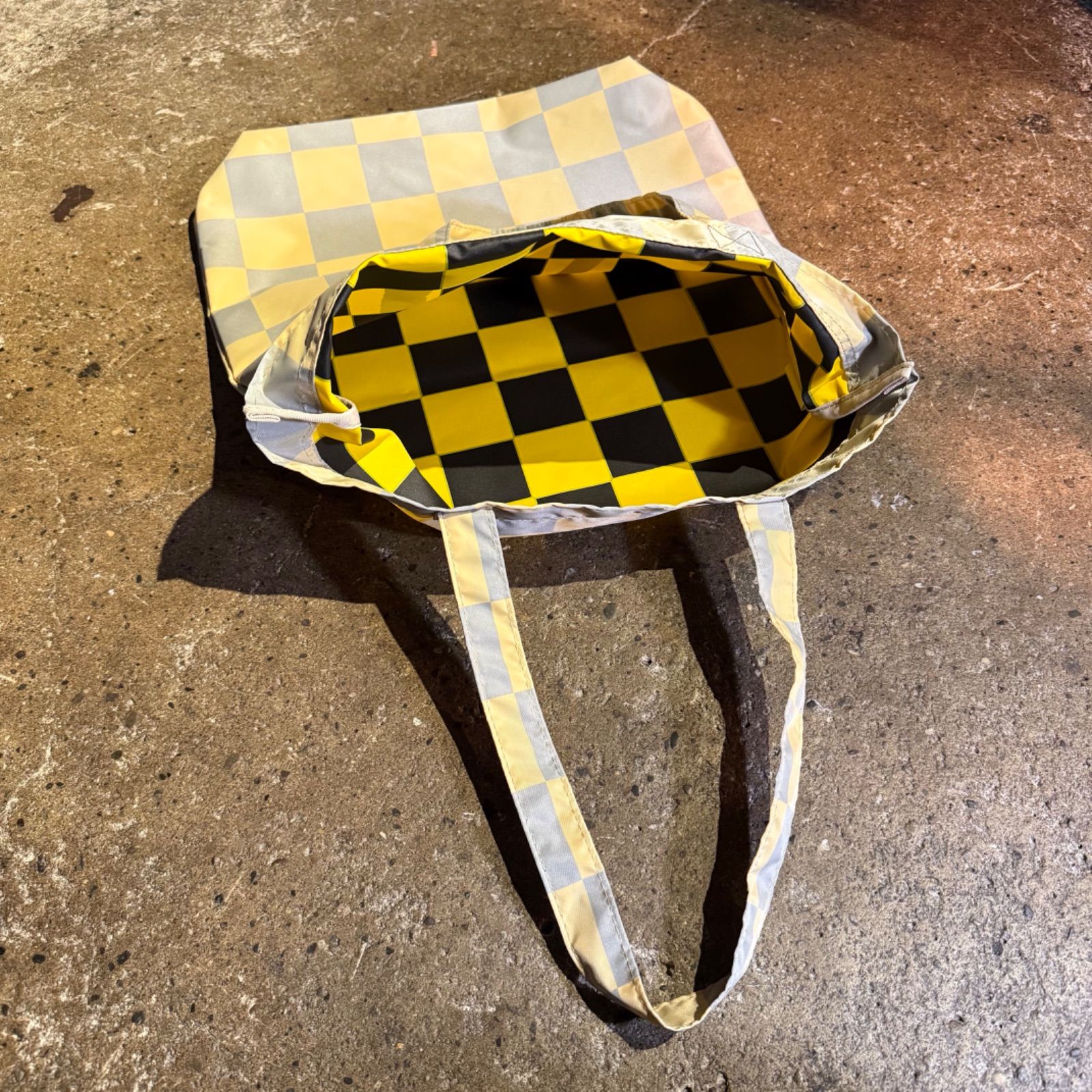 COMME des GARCONS × オニツカタイガー 2025 Holiday ナイロンバッグ