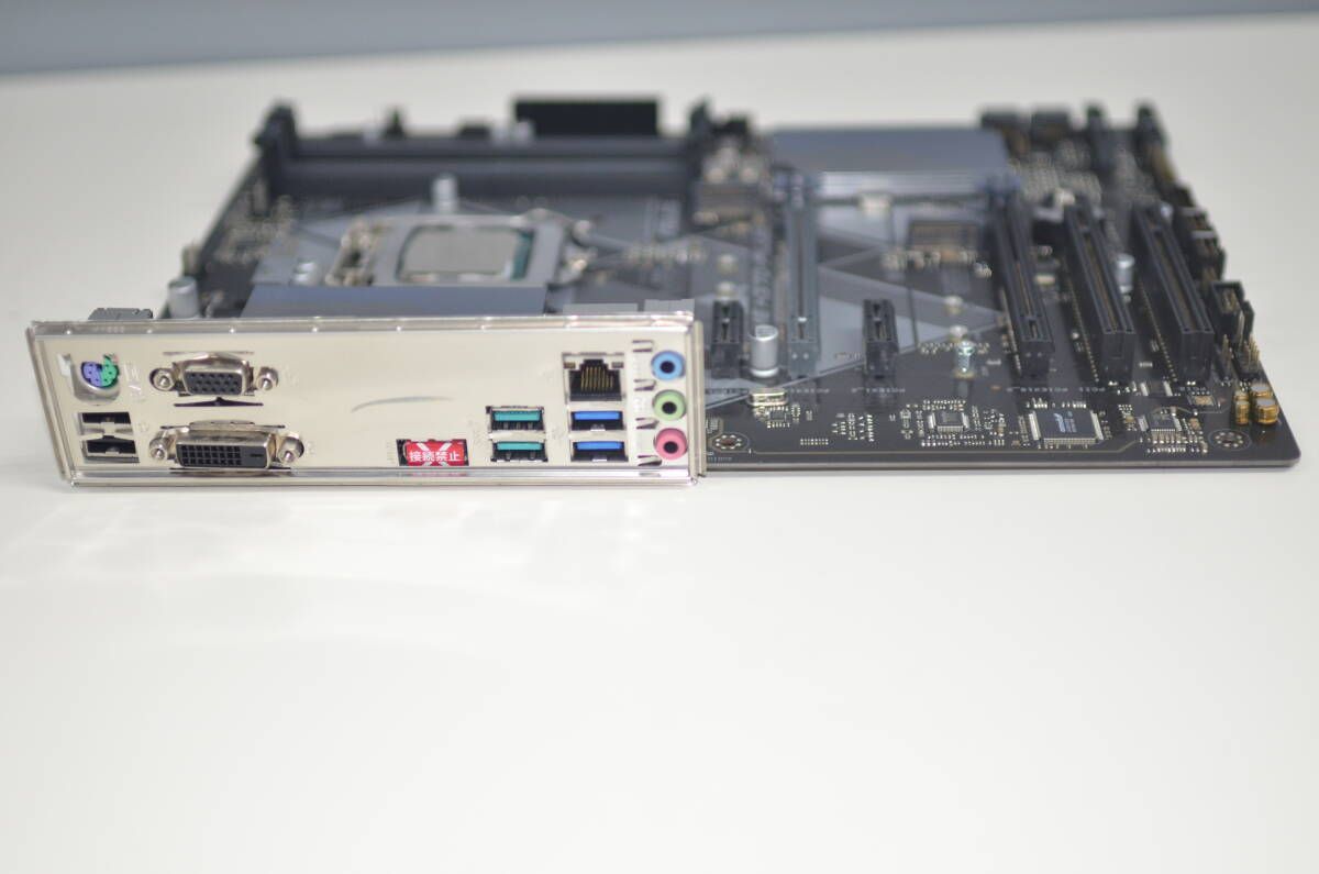 ジャンク i7-8700K+H370-PLUS BIOS確認品 - メルカリ