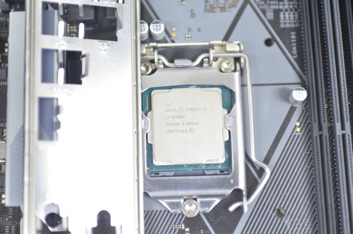 ジャンク i7-8700K+H370-PLUS BIOS確認品 - メルカリ