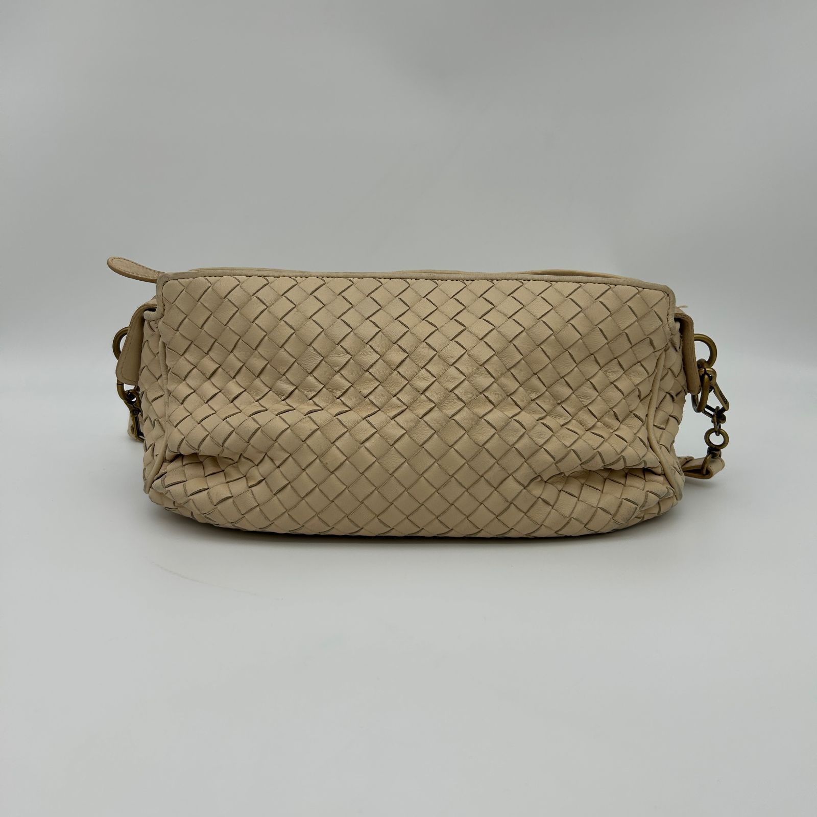 BOTTEGA VENETA （ボッテガヴェネタ） イントレチャート チェーン 