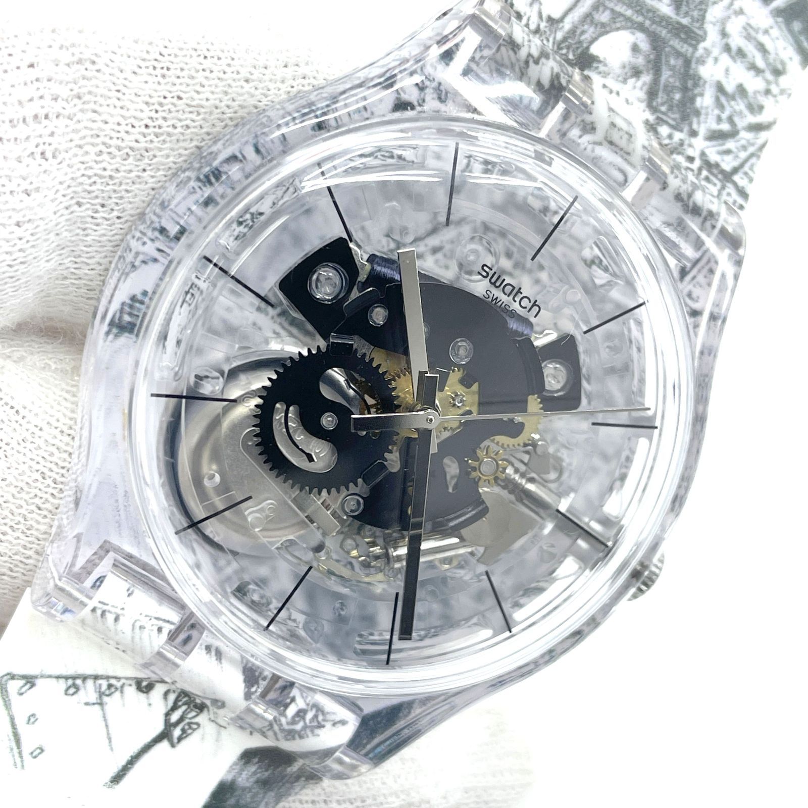 稼働品 Swatch スウォッチ HSUOK144 スケルトン クォーツ腕時計 ユニ