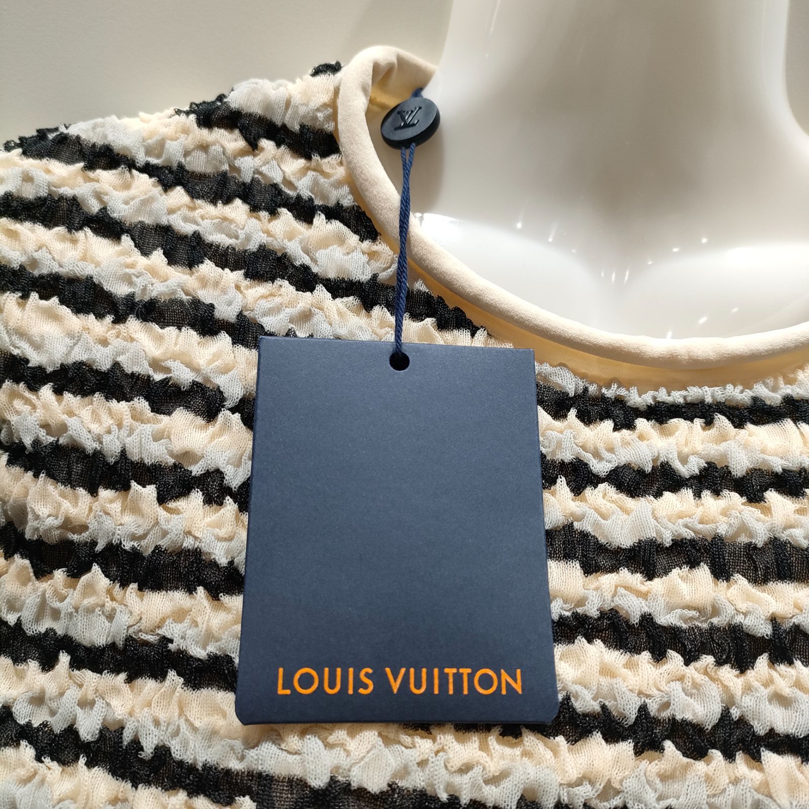 未使用品タグ付き】LOUIS VUITTON ルイ・ヴィトン トップス