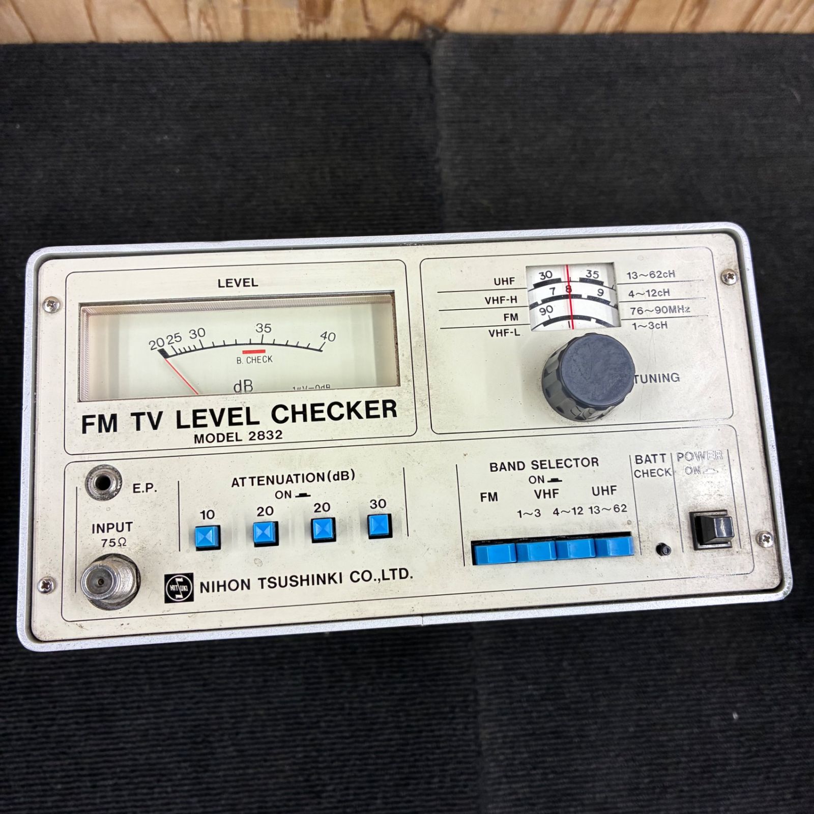 日本通信機(NIHON TSUSHINKI) FM TV LEVEL CHECKER レベルチェッカー