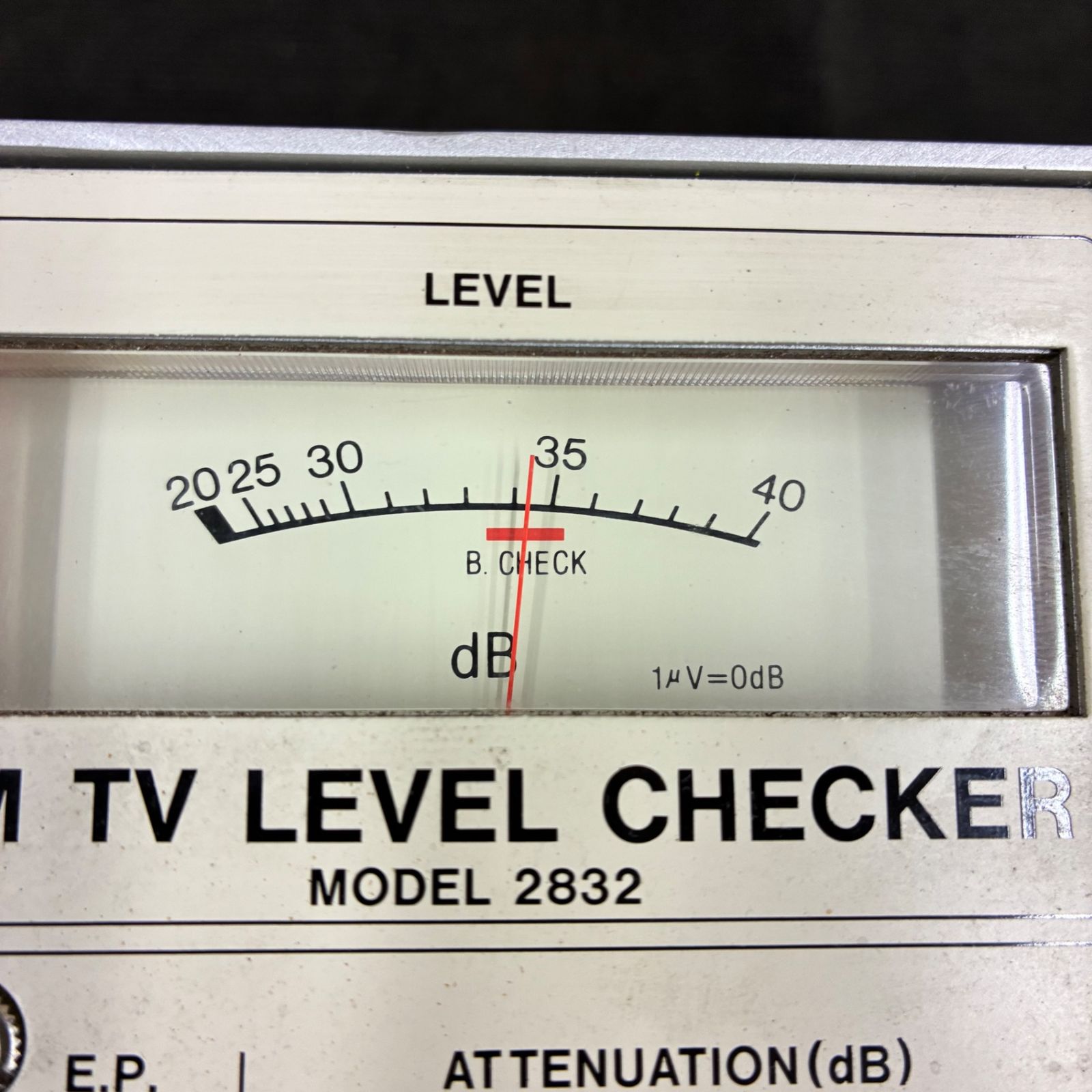 日本通信機/FM TV　レベルチェッカー/MODEL 2832 日本通信機(NIHON TSUSHINKI) FM TV LEVEL CHECKER レベルチェッカー