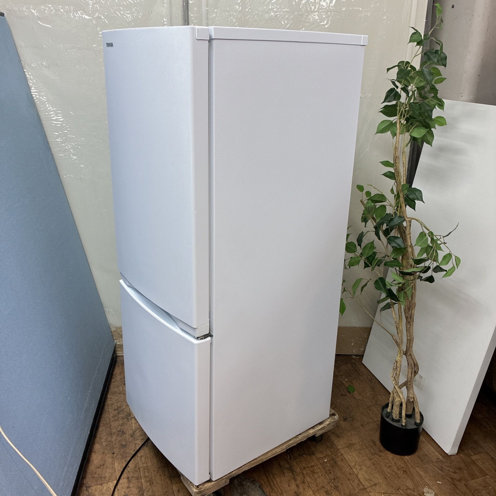 名古屋市近郊配送設置無料】S145 ⭐ TOSHIBA ❘ 東芝 2ドア冷蔵庫 