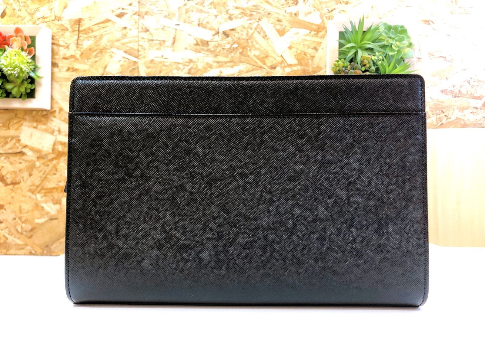 【4028】美品 バーバリー レザークラッチバッグ ブラック サフィアーノレザー 4028】☆美品☆ バーバリー レザークラッチバッグ ブラック