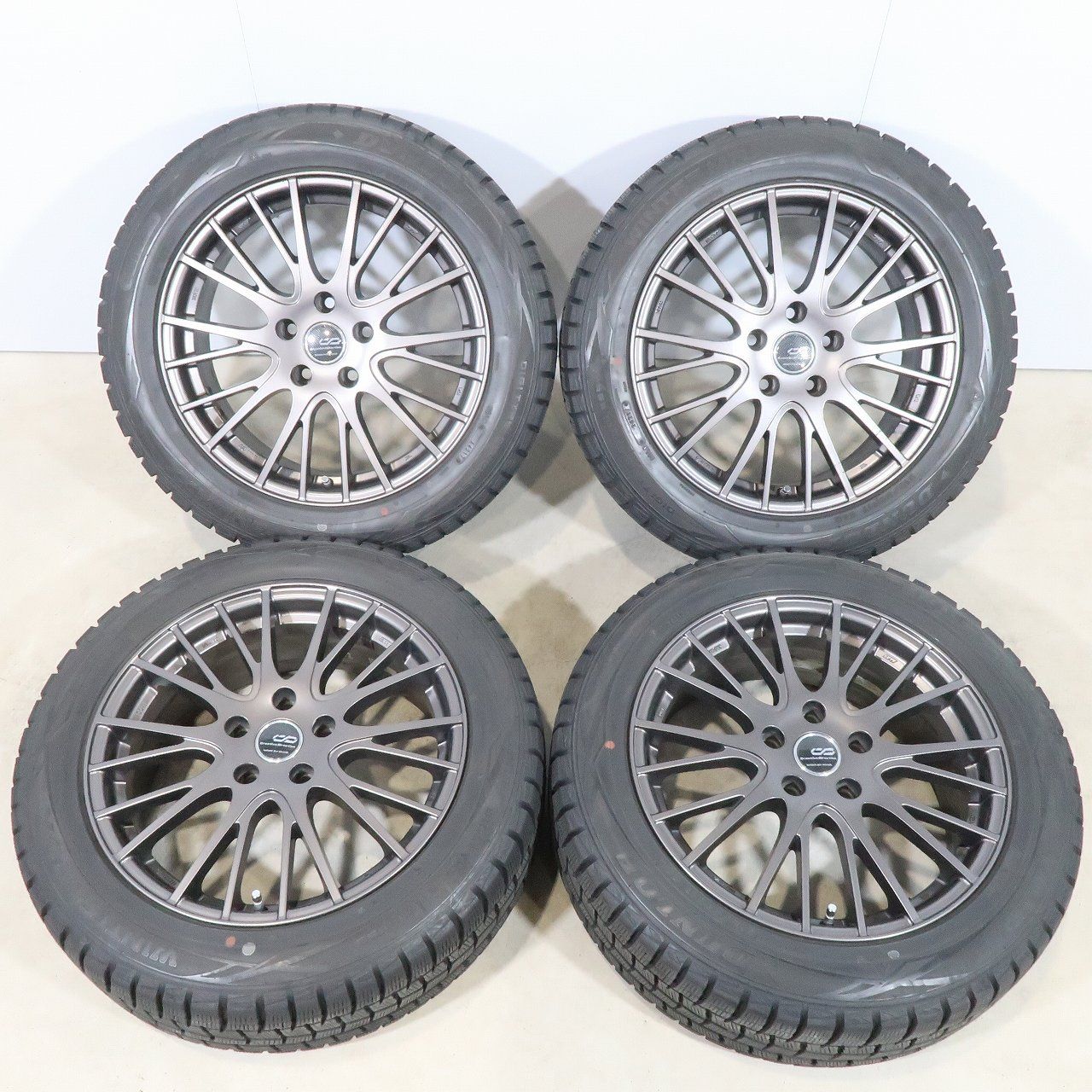ヤリスクロス純正タイヤホイールセット【新車外し】 美品(1本) 1本価格