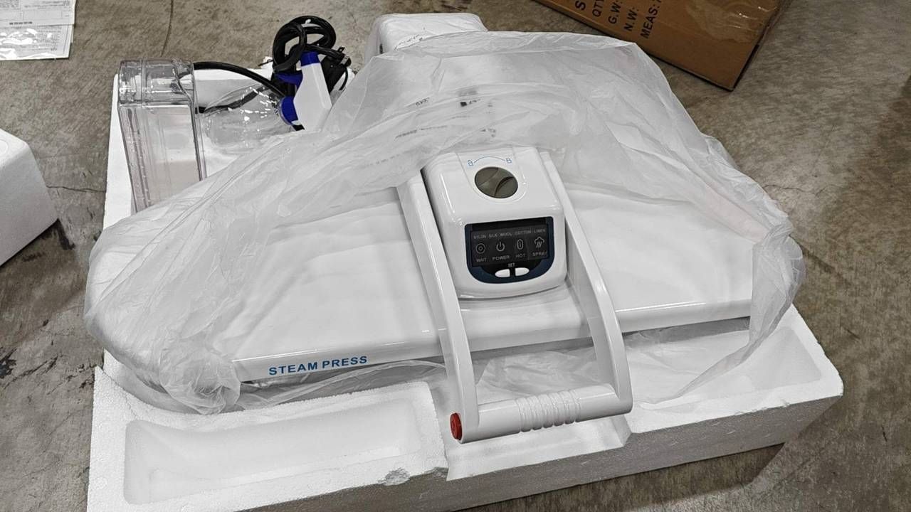 中古】スチームプレス機 卓上アイロンプレス機 プレミアムモデル 業務 