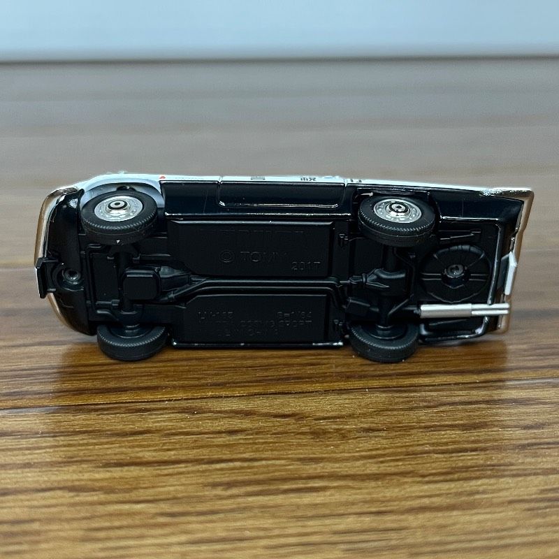 トミカリミテッドヴィンテージ マツダ コスモ スポーツ パトロールカー