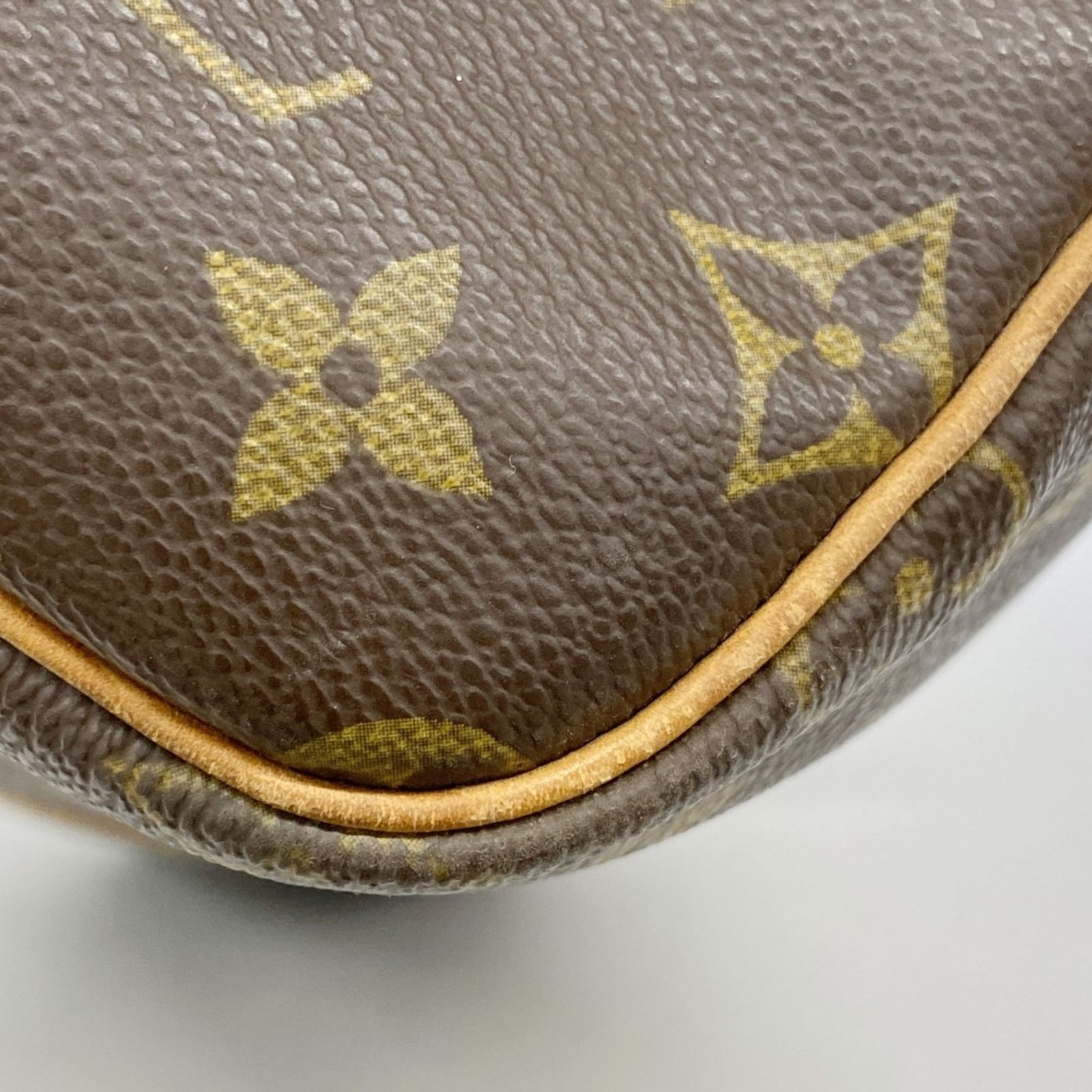 Buy from Japan Easily