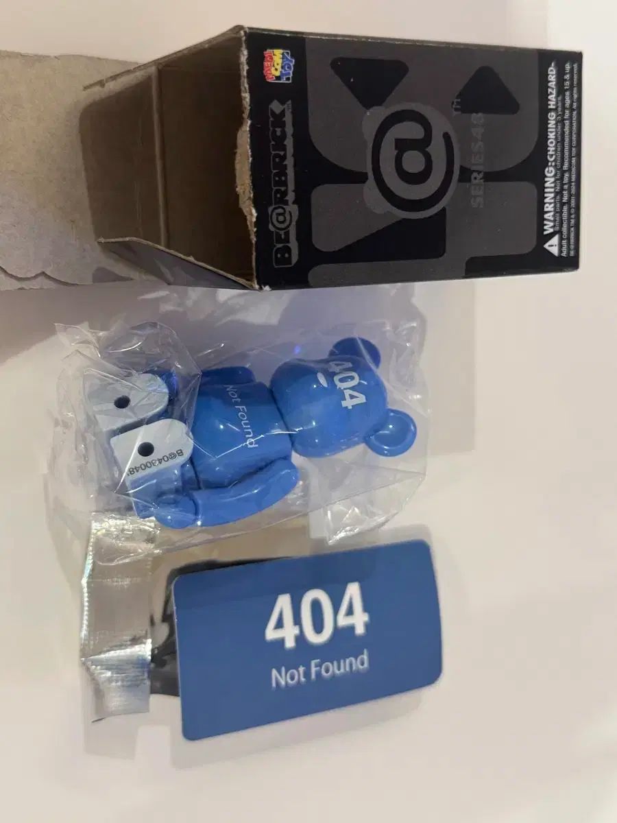 BE@RBRICK(ベアブリック) 48 焦げた スーパー シークレット 404-でのお 