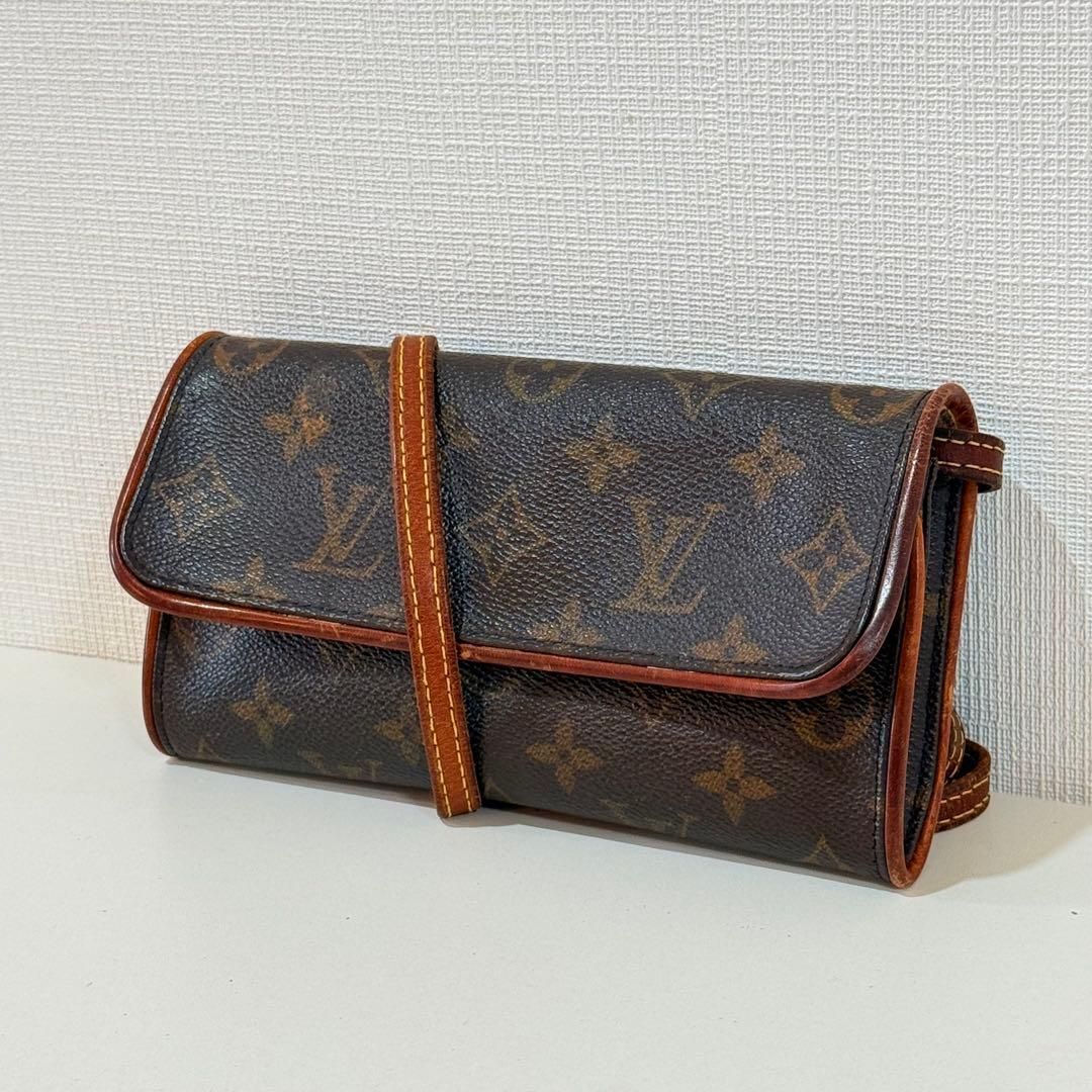 LOUIS VUITTON ルイヴィトン ポシェットツインPM モノグラム 美品 