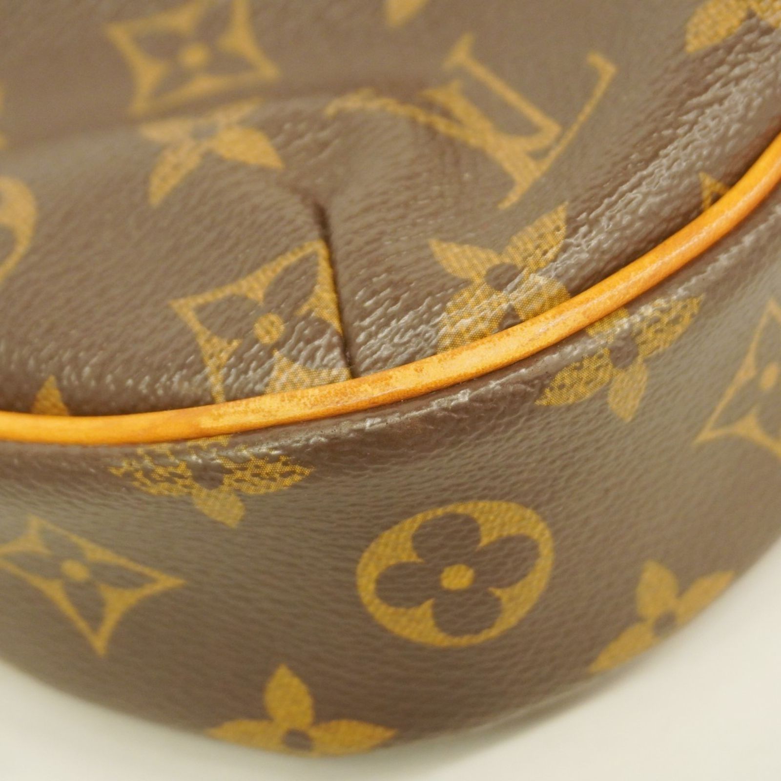 Buy from Japan Easily