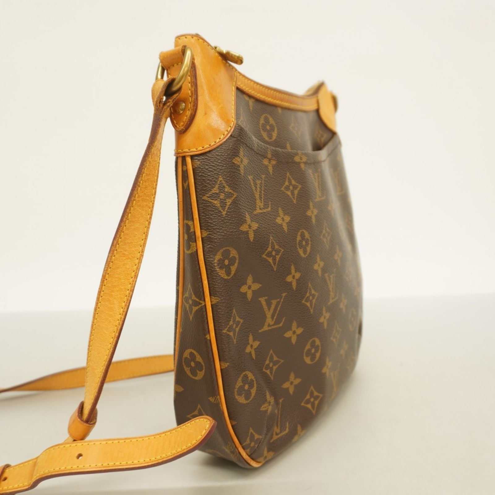 Buy from Japan Easily