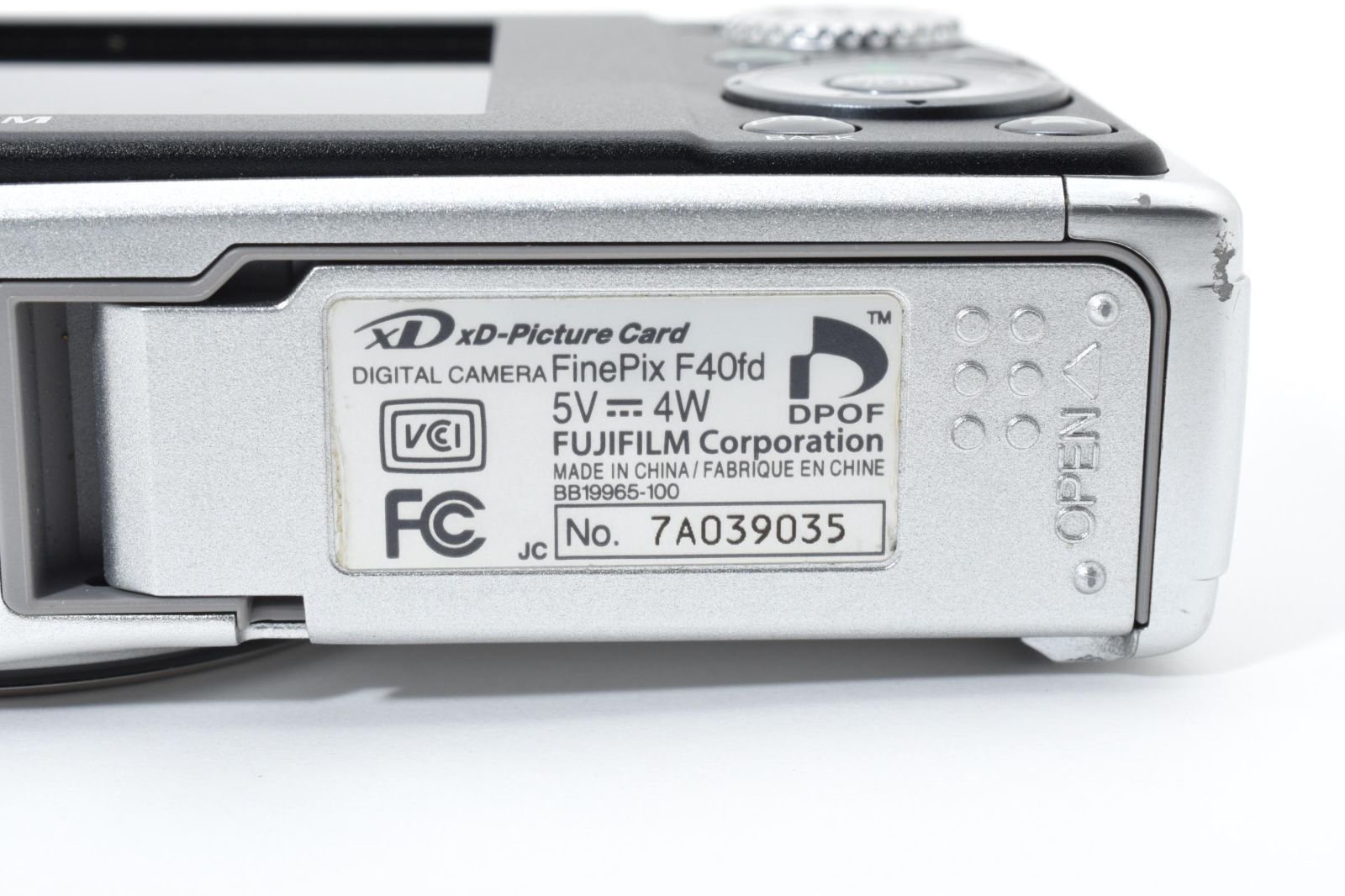 ☆美品☆ フジフイルム FUJIFILM FINEPIX F40FD シルバー コンパクト 