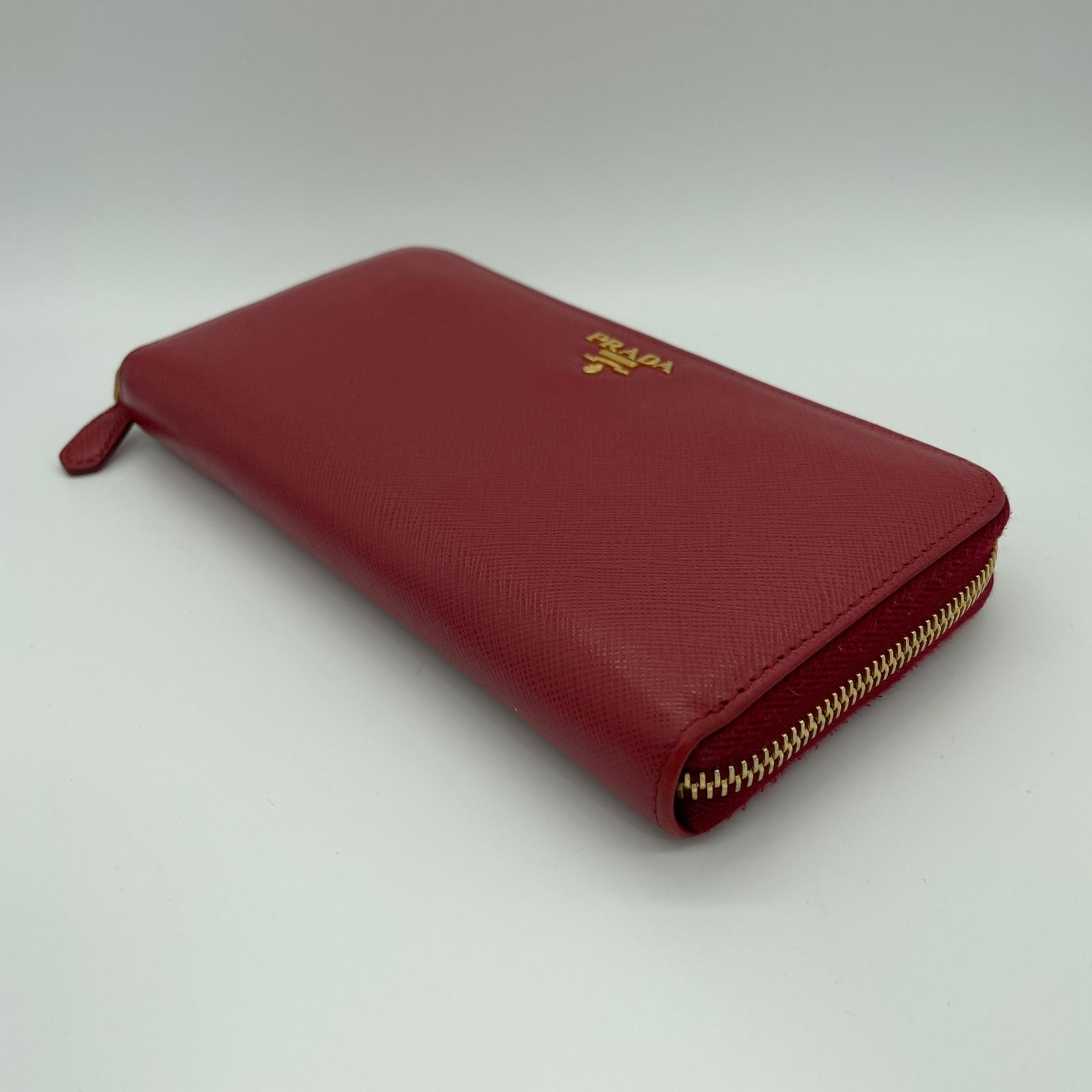 2603-111｜美品｜プラダ 長財布 サフィアーノレザー レッド - メルカリ