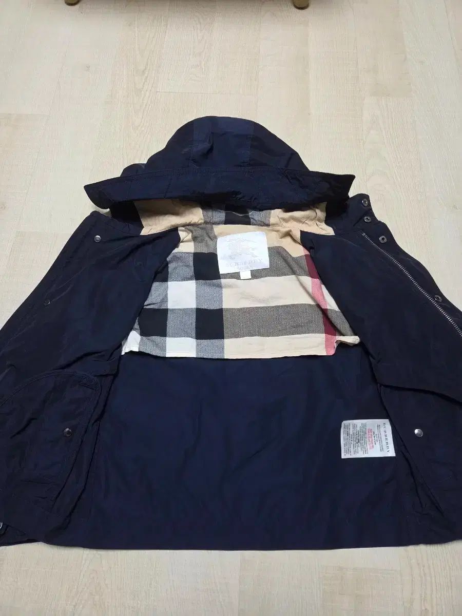 8Y Burberry Kids(バーバリーキッズ) ブルゾン 【公式通販】