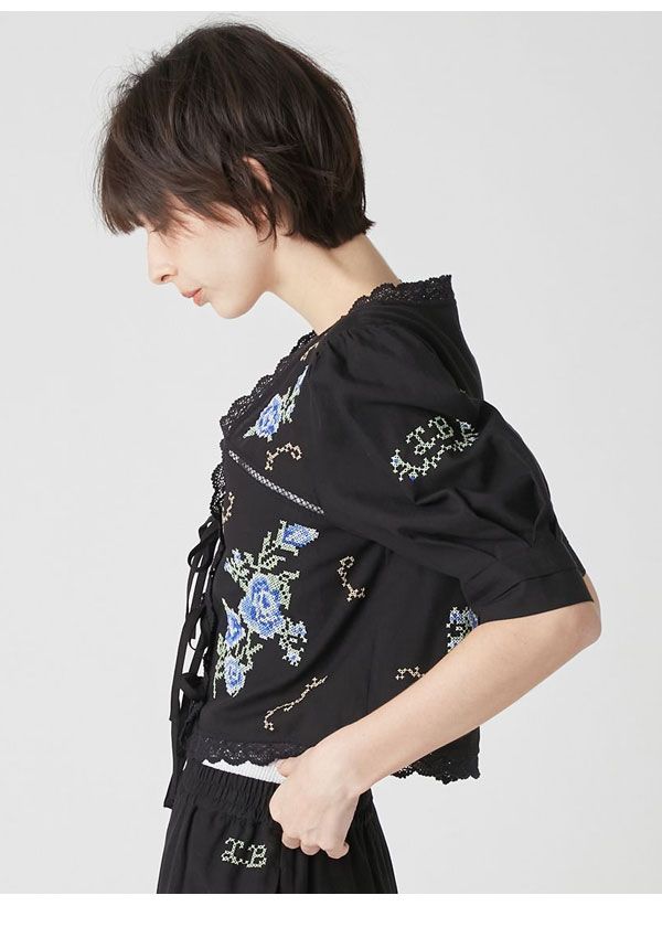 即納】リリーブラウン LILY BROWN トップス 26春夏 クロスステッチ
