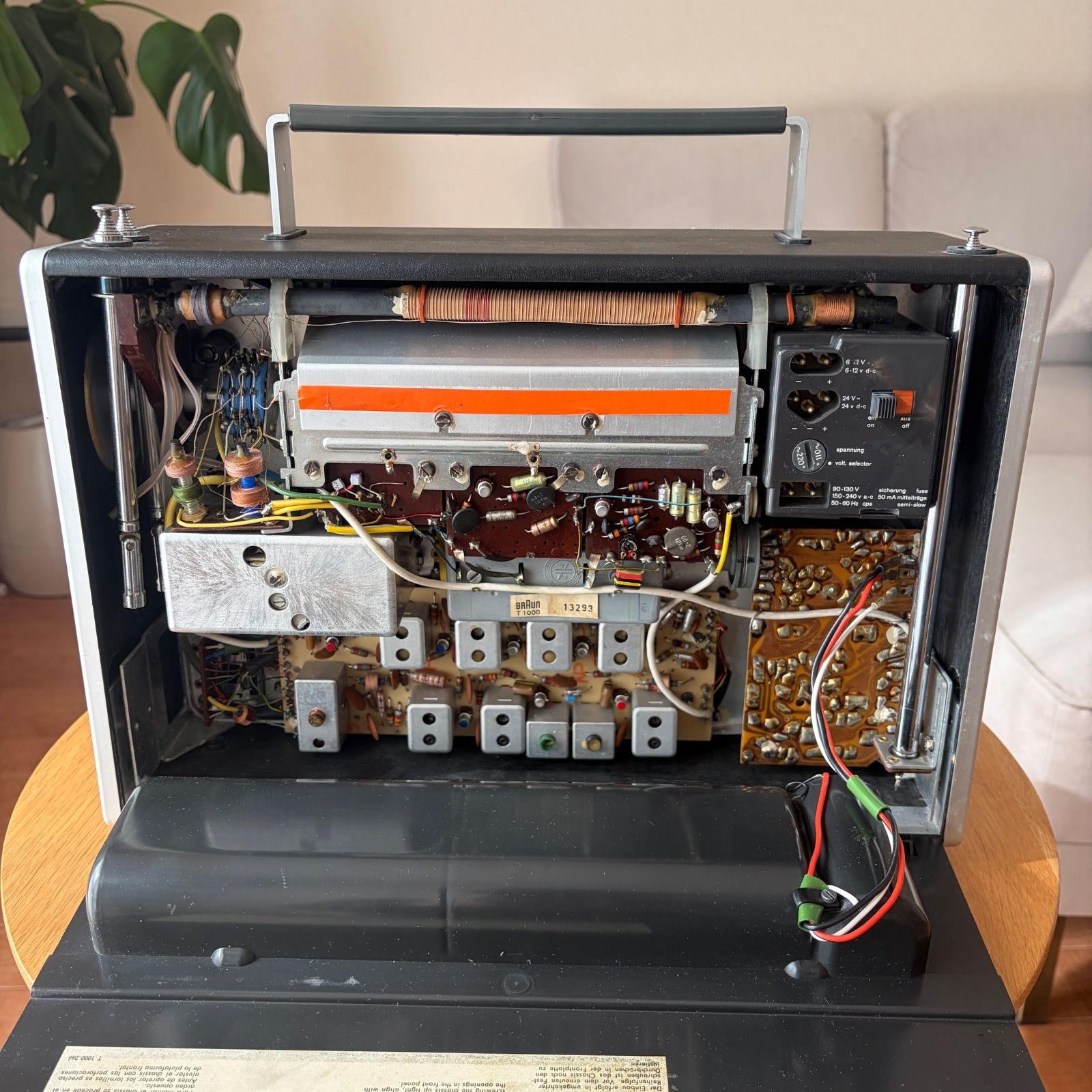 BRAUN T1000 ラジオ ブラウン Dieter Rams MoMA収蔵 美品】BRAUN T1000 ラジオ Dieter Rams MoMA収蔵 ビンテージ