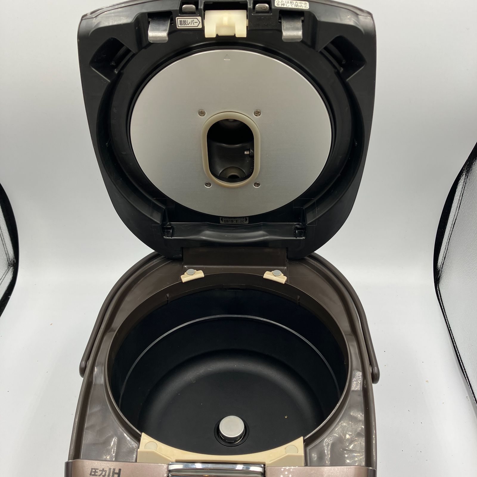 0311-12【訳アリ】炊飯器☆HITACHI☆RZ-A10KSM☆2021年製☆5.5合☆圧力