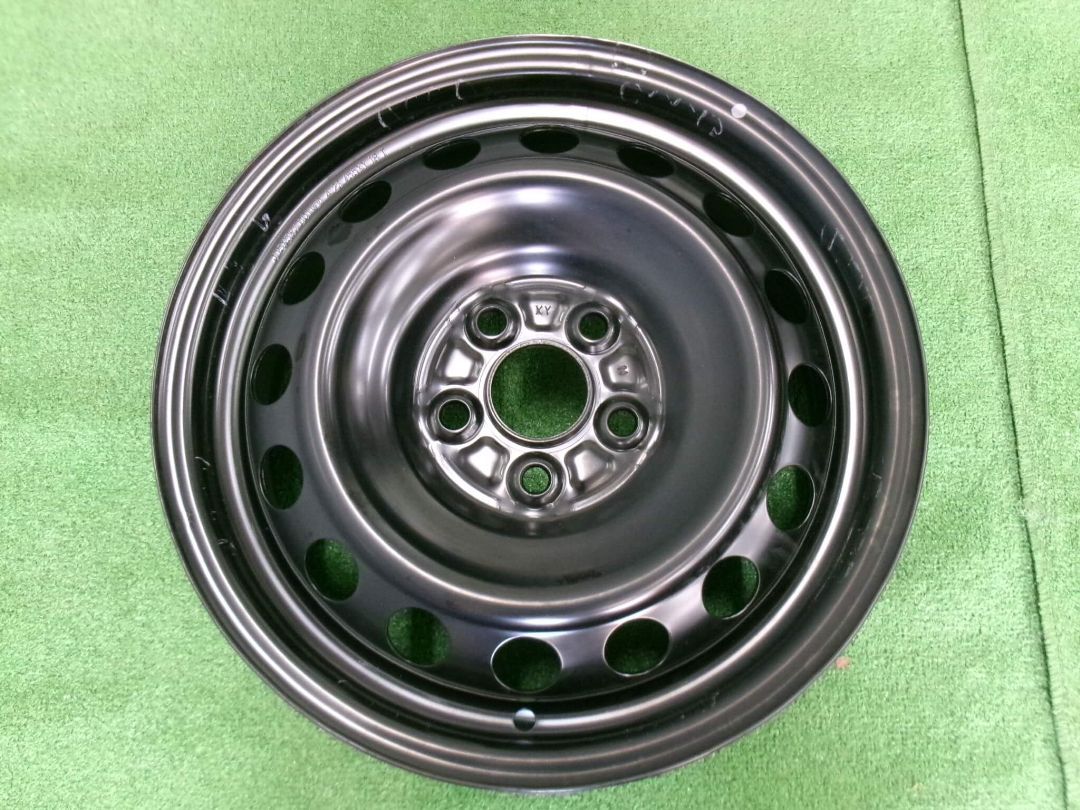 品質保証，人気SALE 新車外し！ トヨタ シエンタ純正スチール 5.5J-15