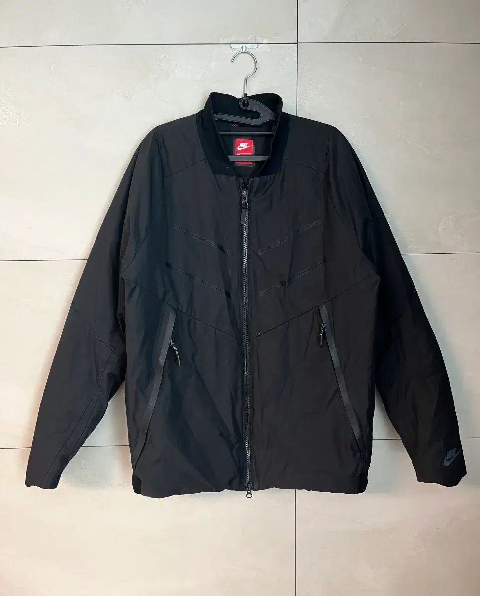 ナイキ エアロロフト ダウン ジャケット XL 【公式通販】