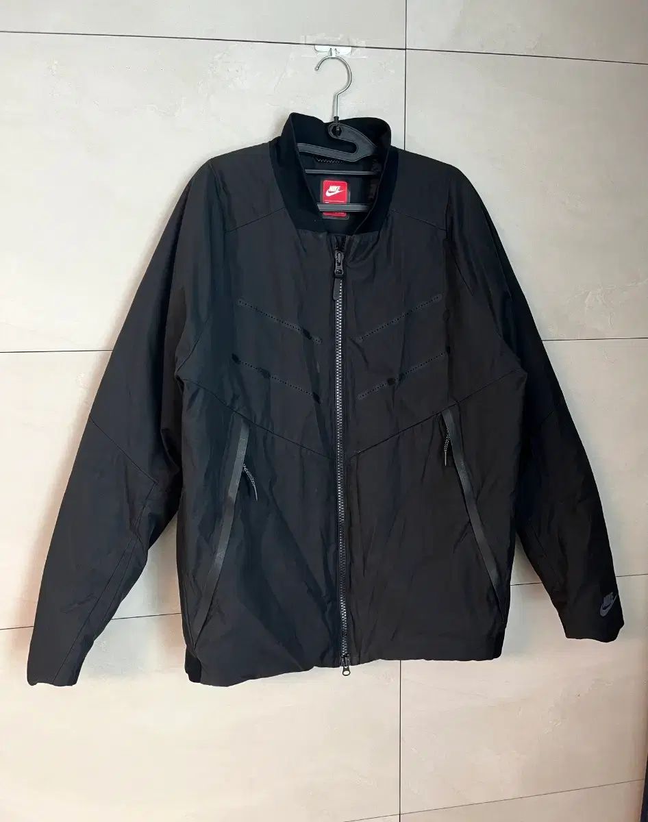 ナイキ エアロロフト ダウン ジャケット XL 【公式通販】