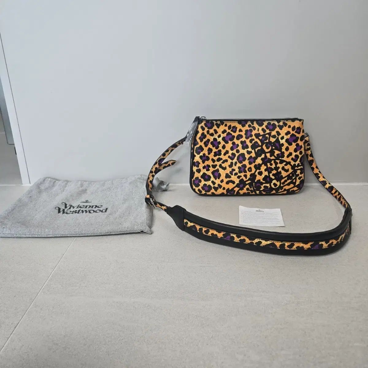 Vivienne Westwood レオパード柄 ショルダーバッグ 【公式通販】