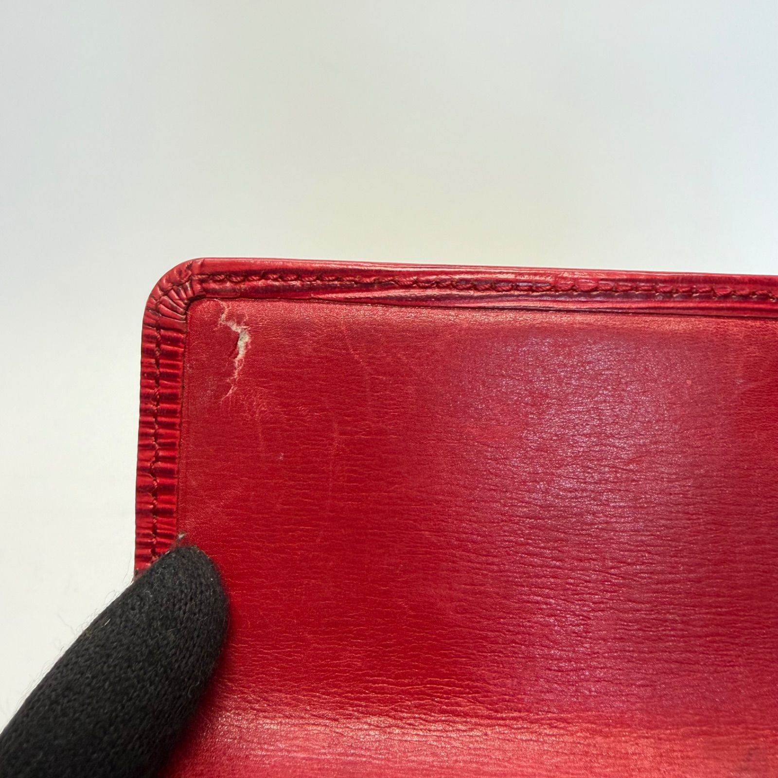3320 LOUIS VUITTON ルイヴィトン エピ レッド 三つ折り 長財布 