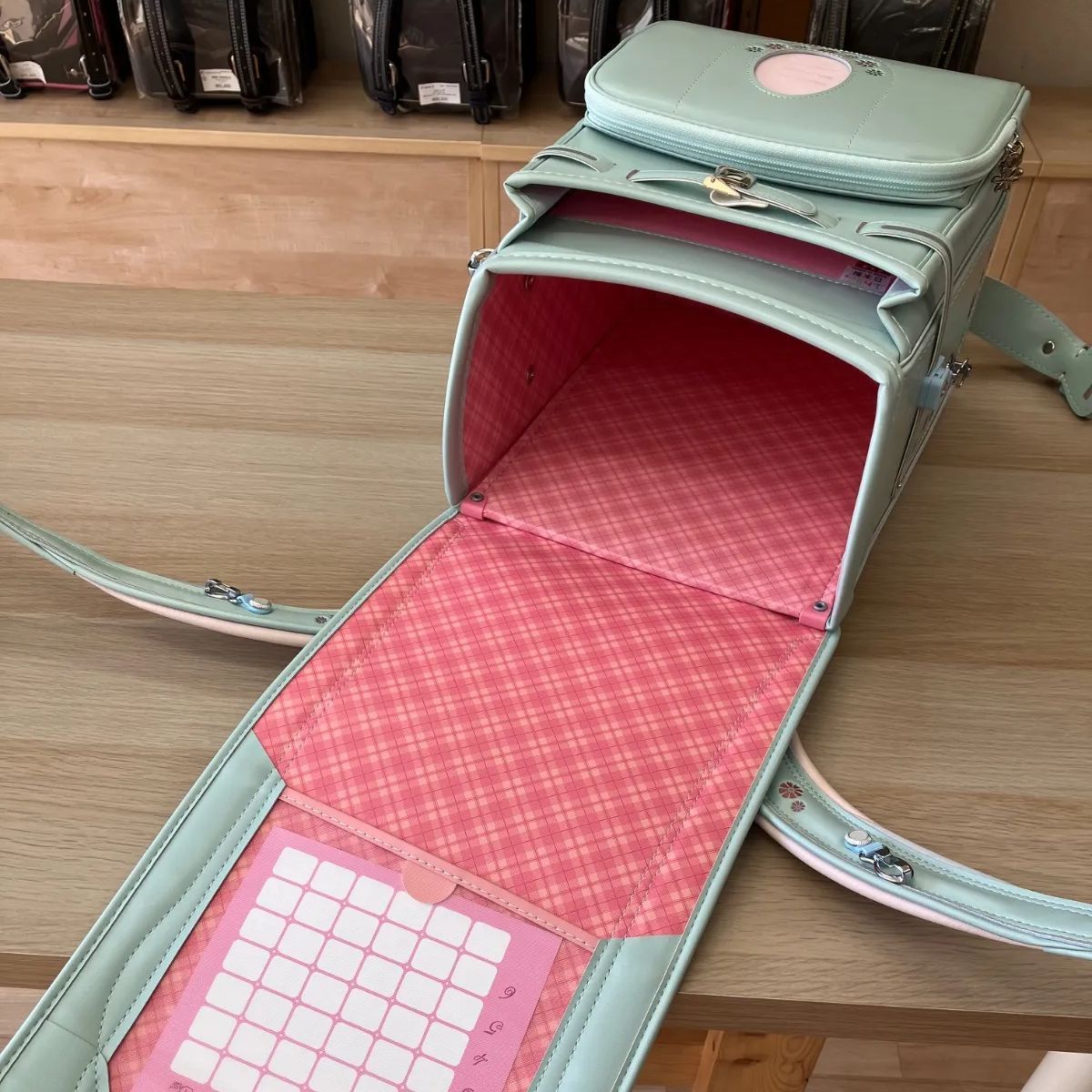 アウトレット品 <大幅値下> 新品 スーパーフラッシュ 定価¥64900 