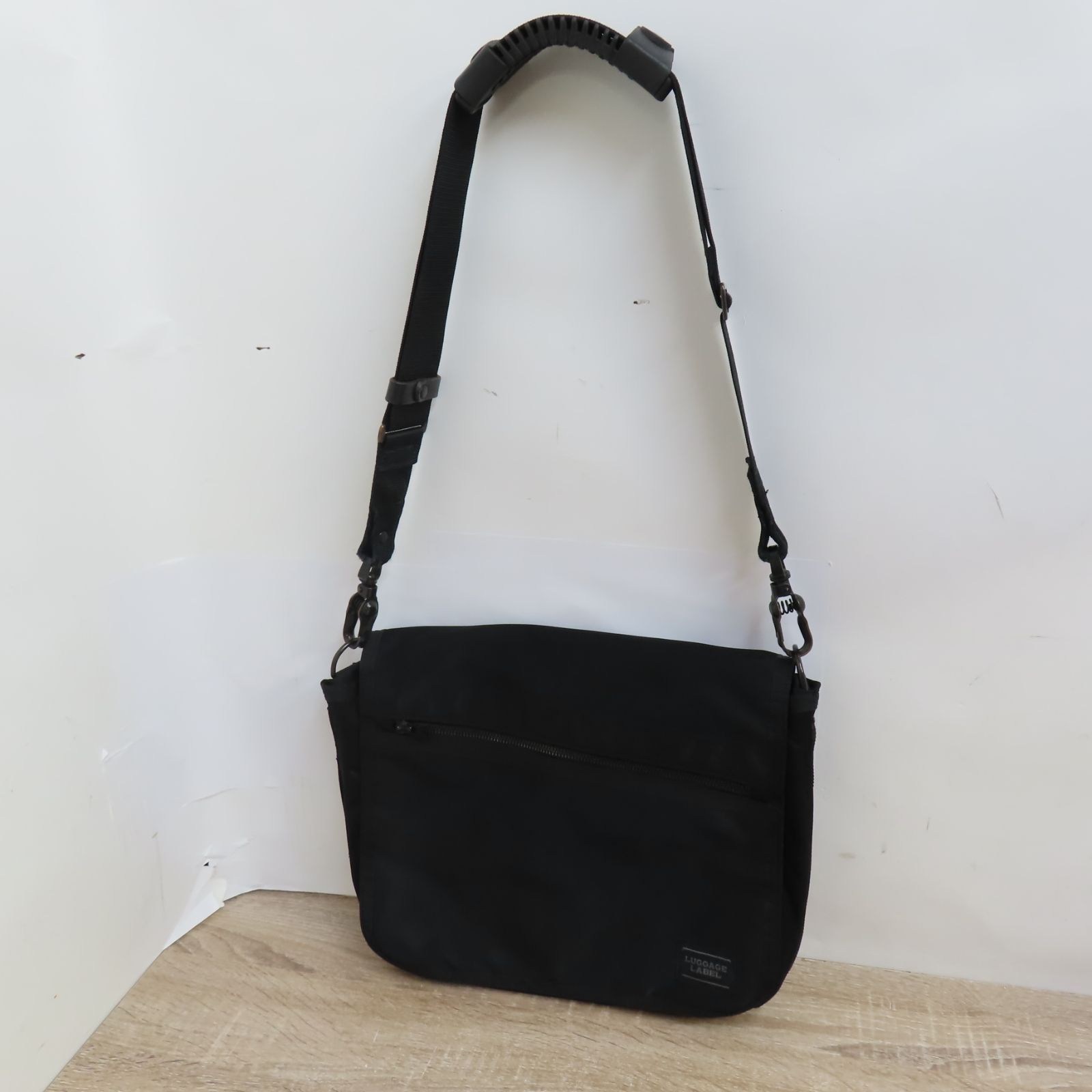 LUGGAGE LABEL ショルダーバッグ ナイロン ブラック - メルカリ