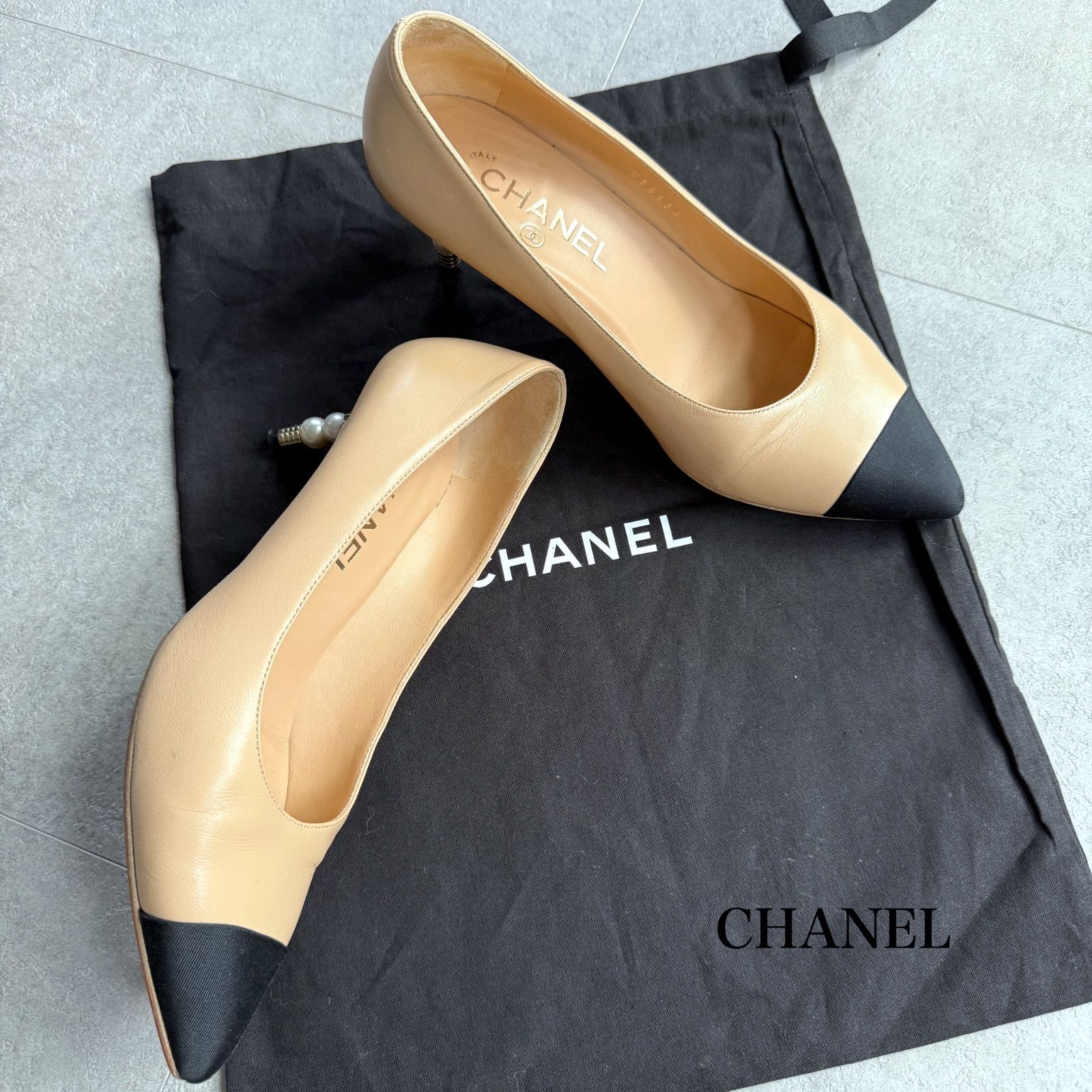 CHANEL シャネル ココマーク パールヒールパンプス レザー CHANEL シャネル ココマーク パールヒールパンプス レザー