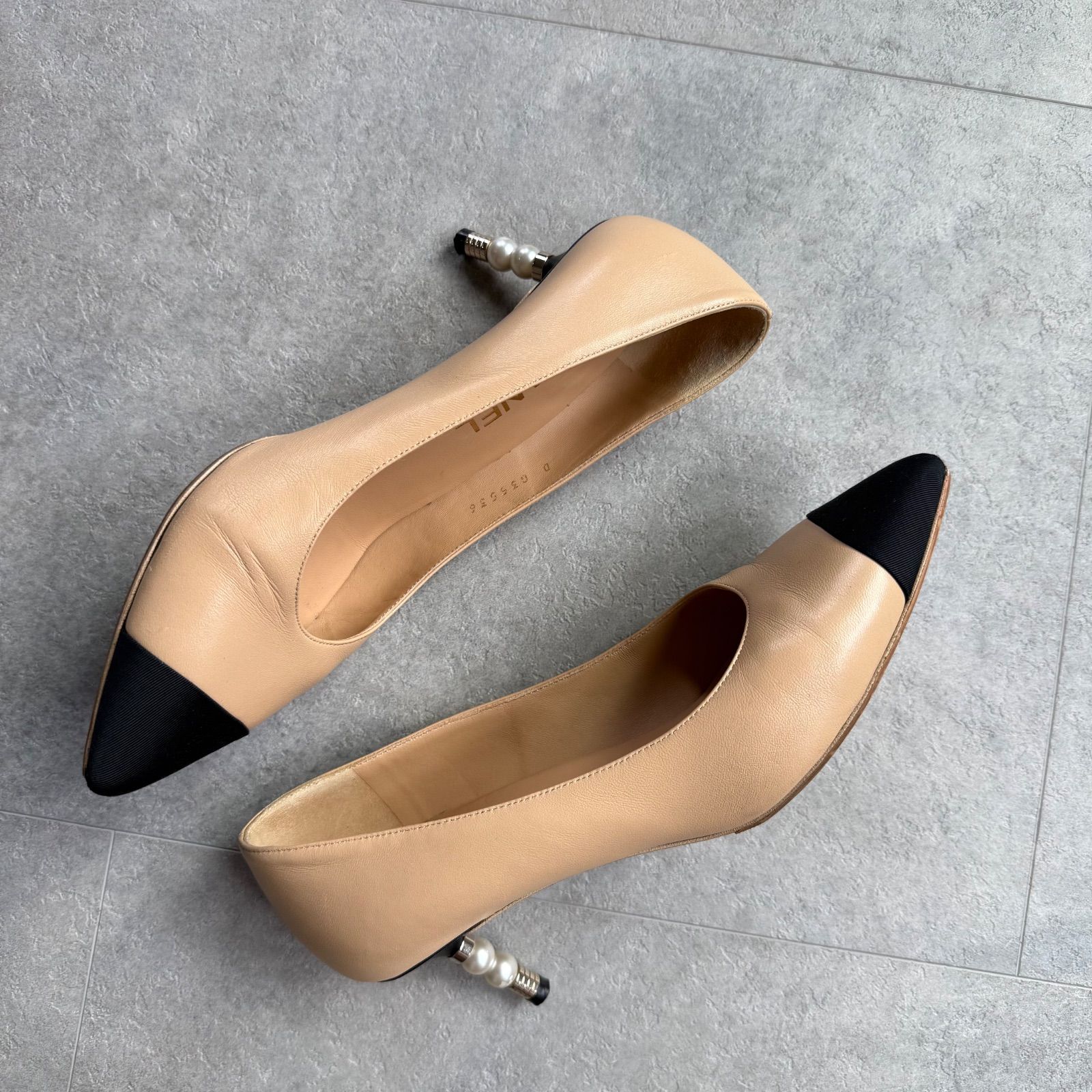 CHANEL シャネル ココマーク パールヒールパンプス レザー ベージュ