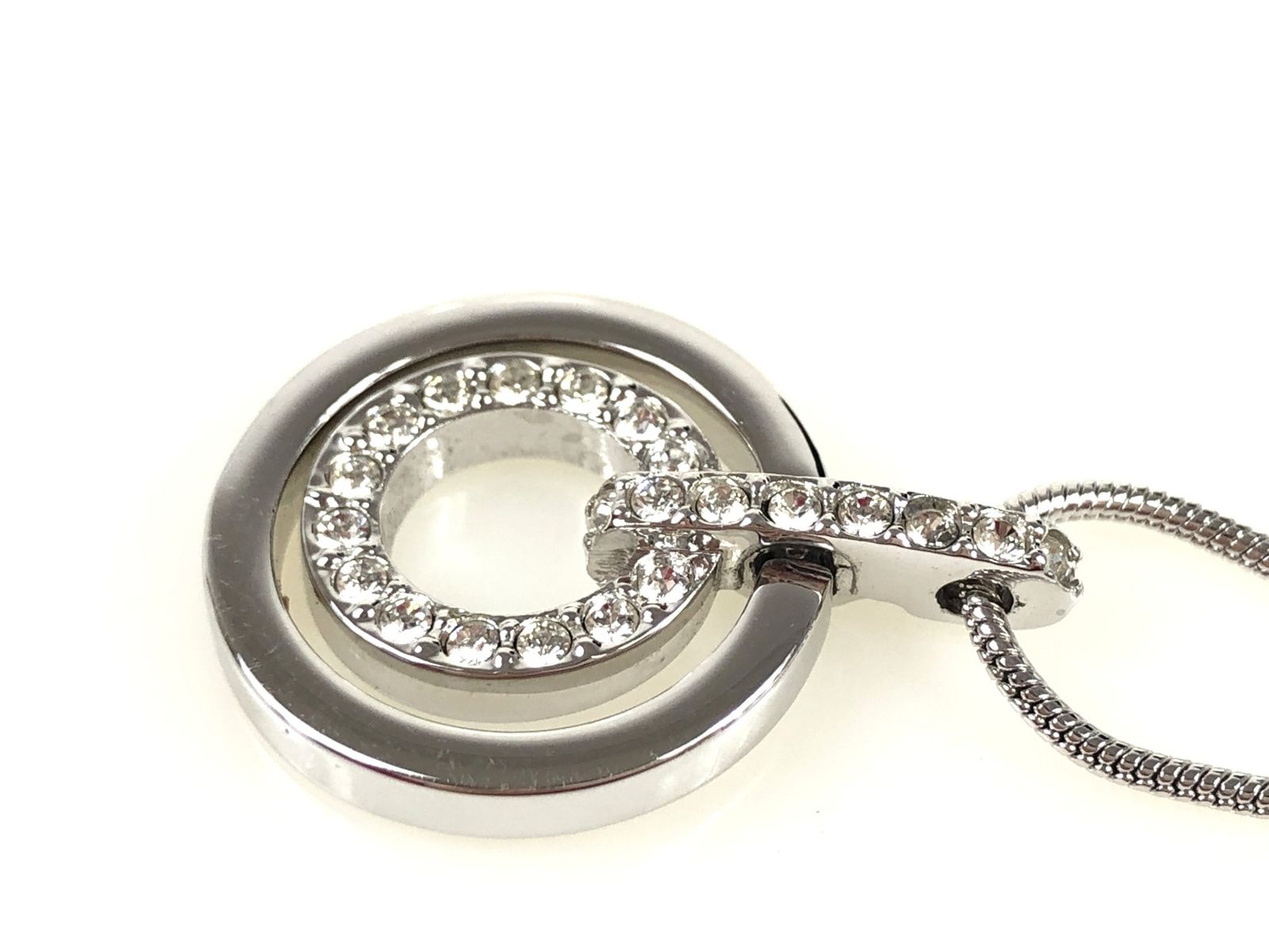 スワロフスキー SWAROVSKI ラインストーン ダブルリング ネックレス 