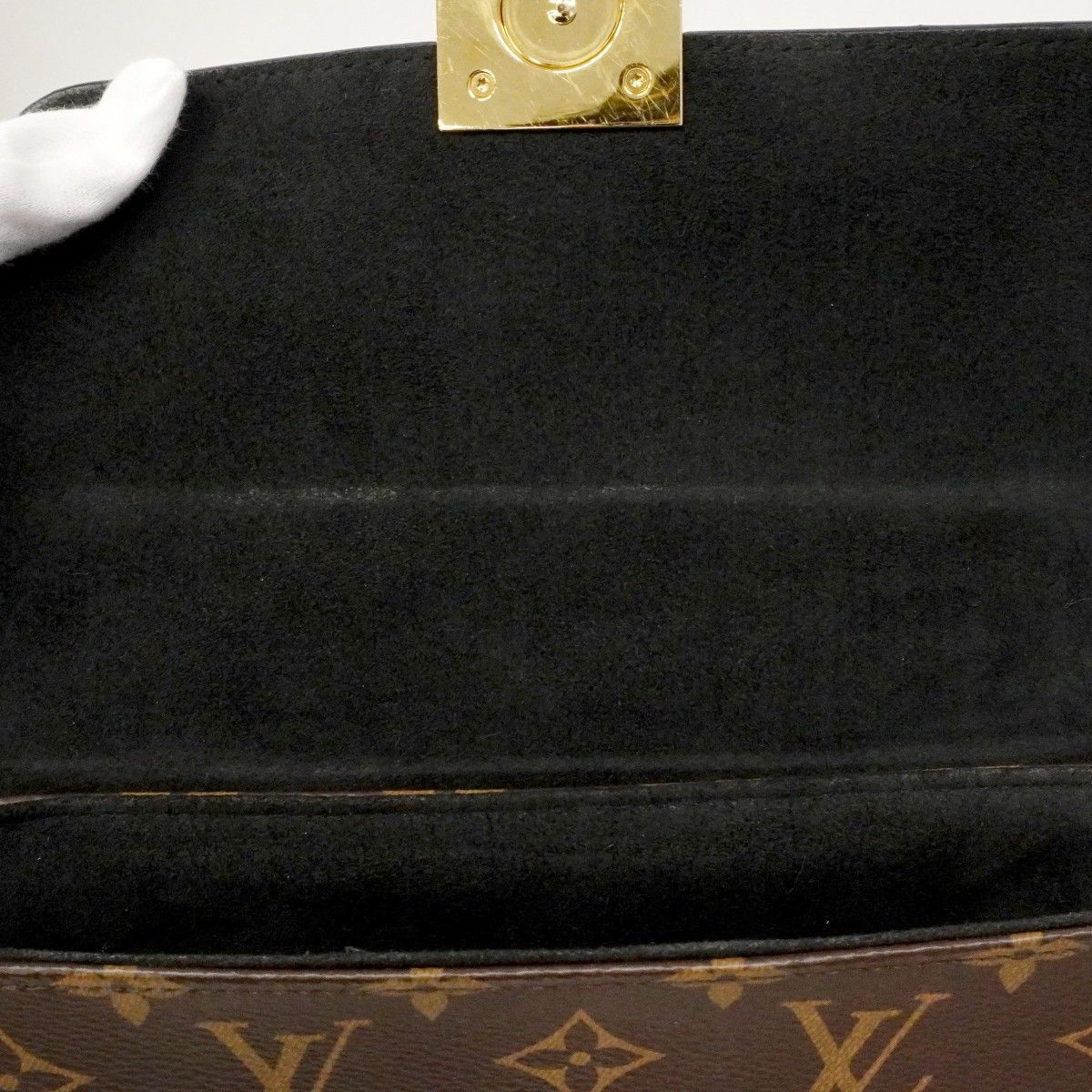 Buy from Japan Easily