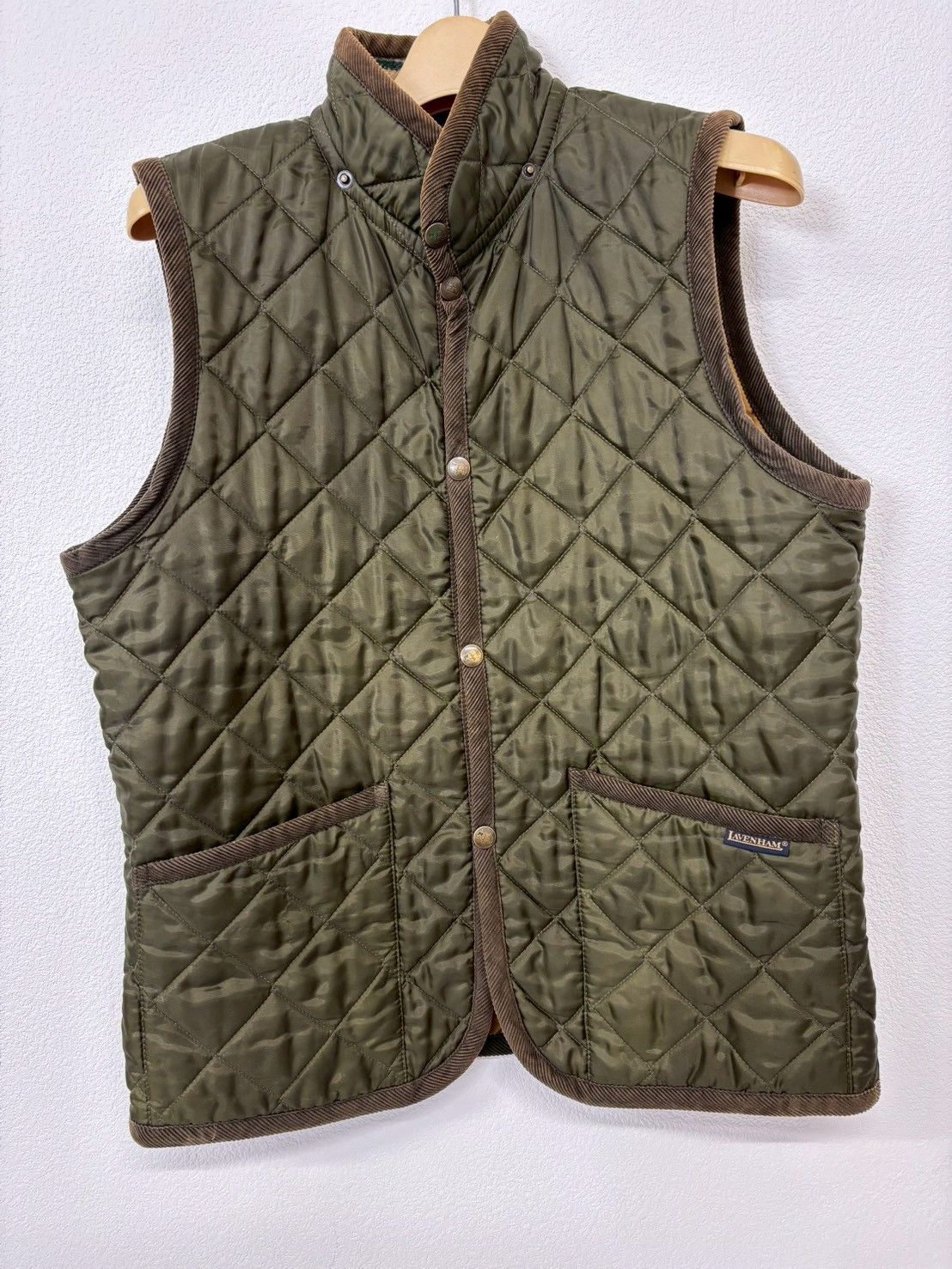 LAVENHAM ラベンハム キルティングベスト 38 オリーブ 英国製 美品 LAVENHAM ラベンハム キルティングベスト M 英国製 オリーブ 美品 秋冬