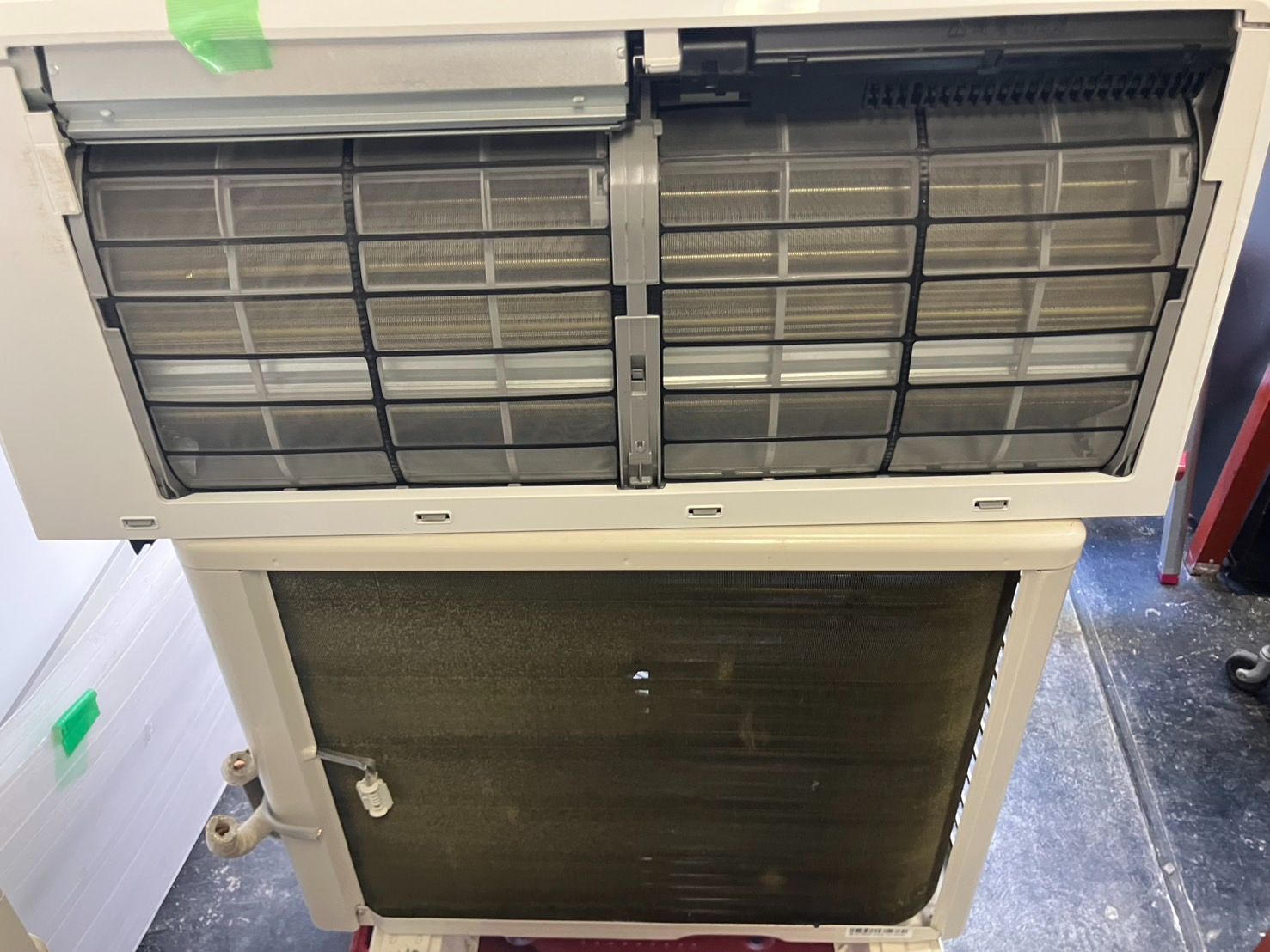 中古】大阪引取限定 Toshiba RAS-J221ARY エアコン本体 - メルカリ