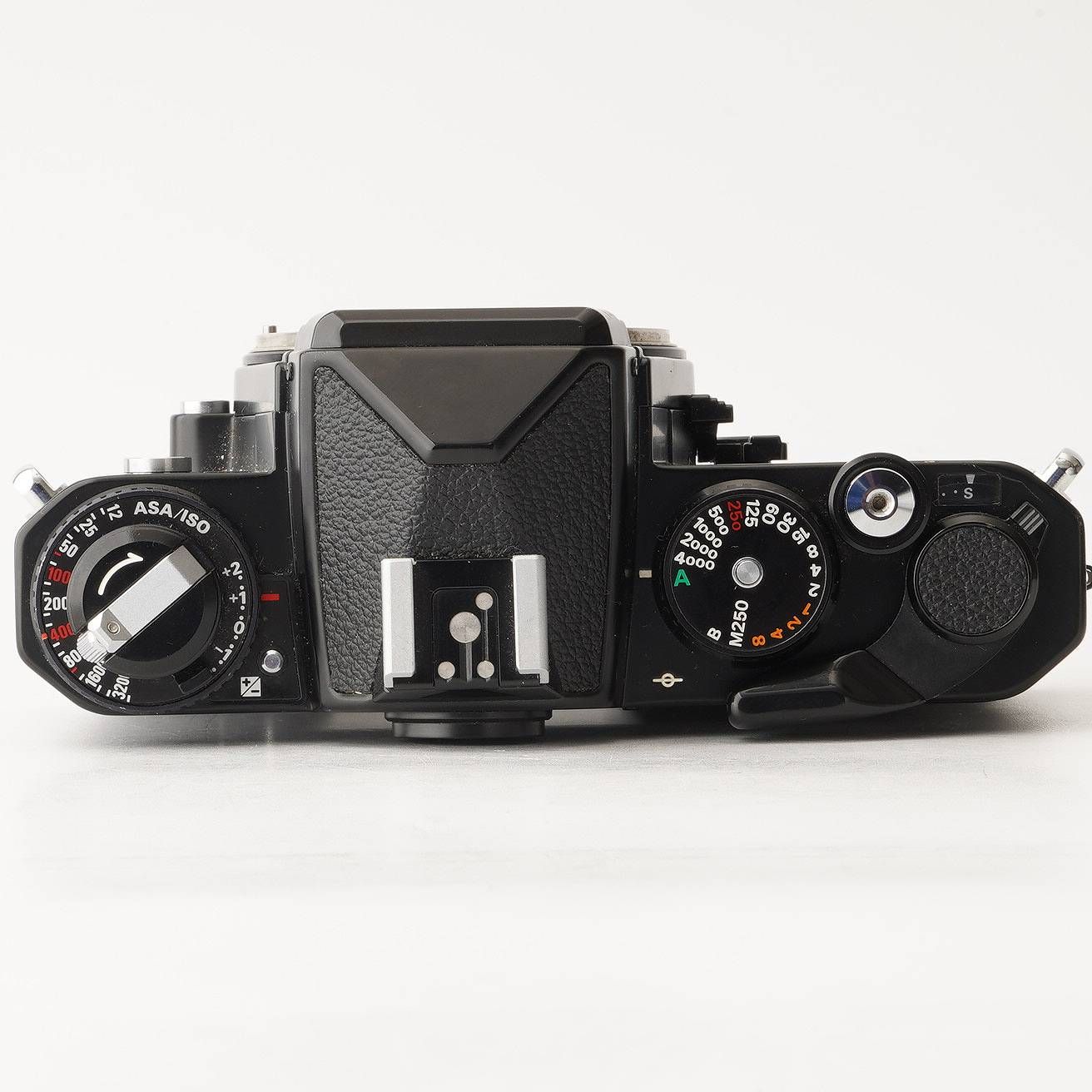ジャンク ニコン Nikon FE2 ボディ