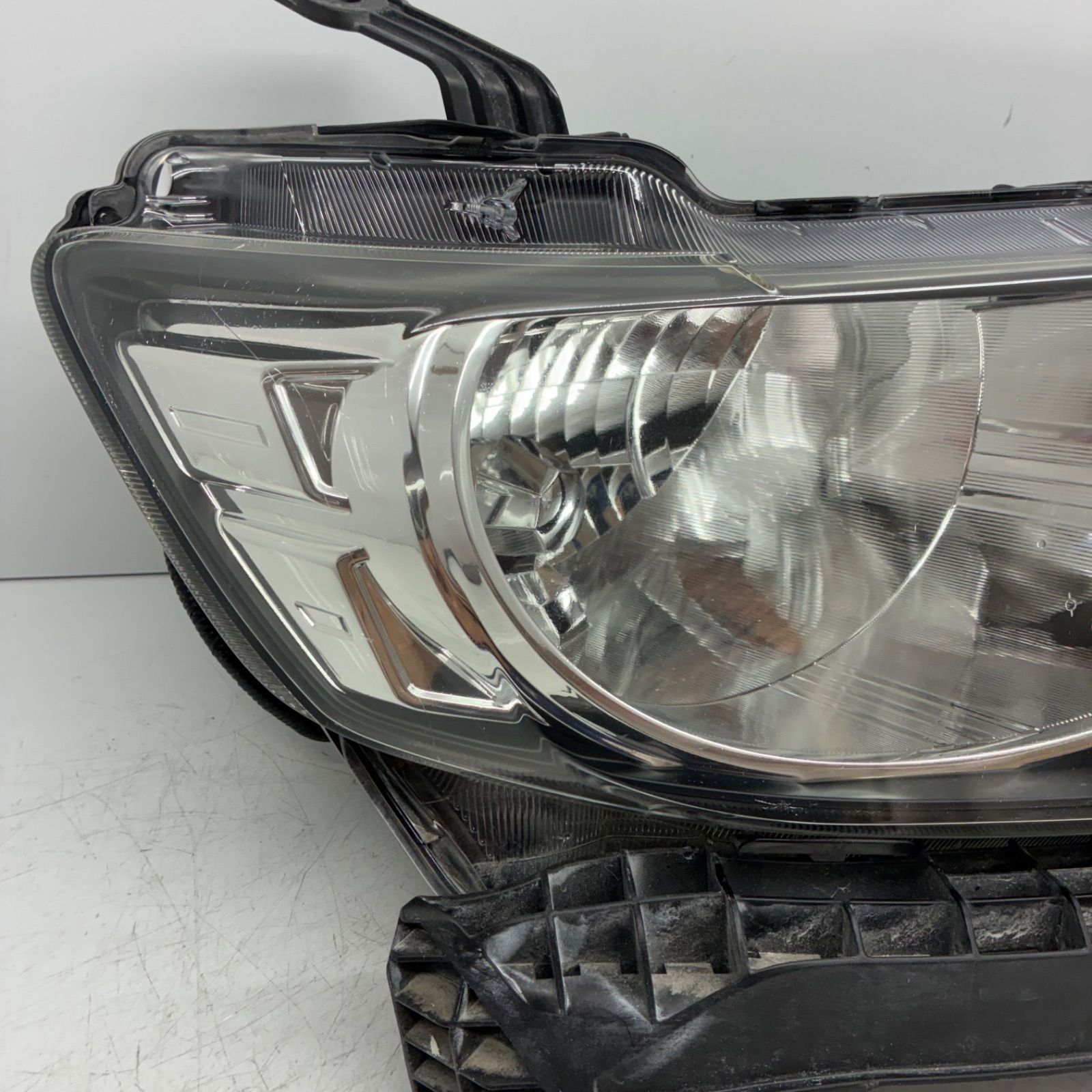 Y 美品【コーティング済】GB3 GB4 フリード スパイク ヘッドライト 