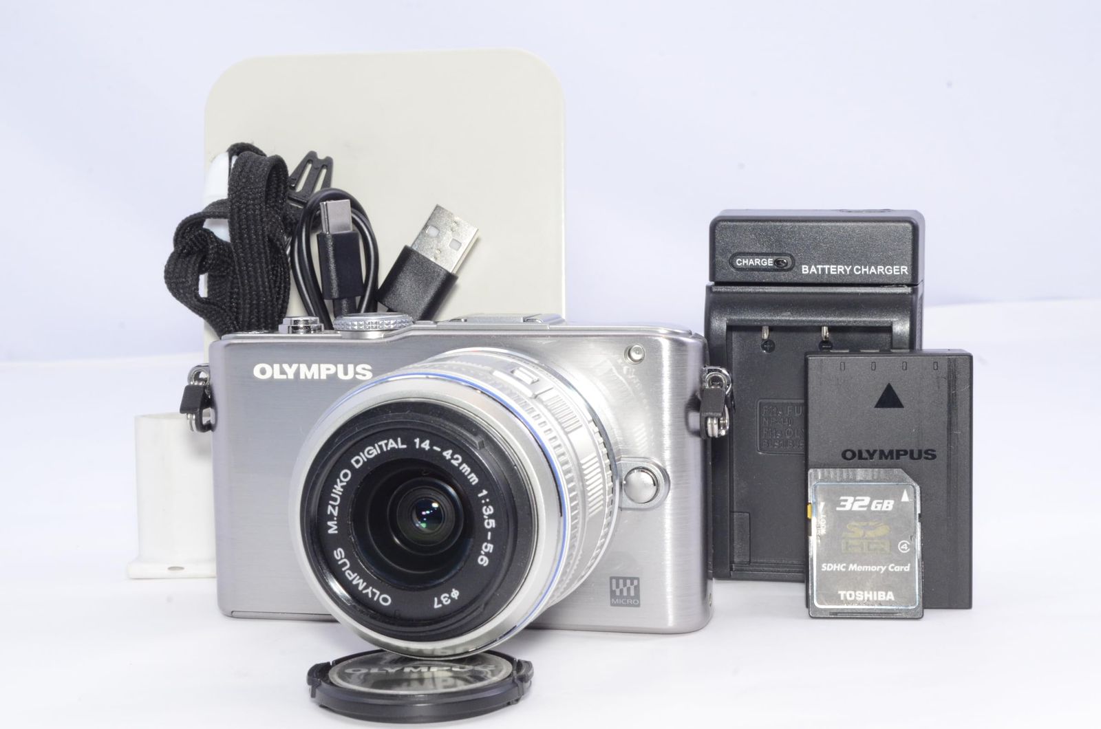 OLYMPUS オリンパス E-PL3 レンズキット シルバー 【32GBのSDカード 